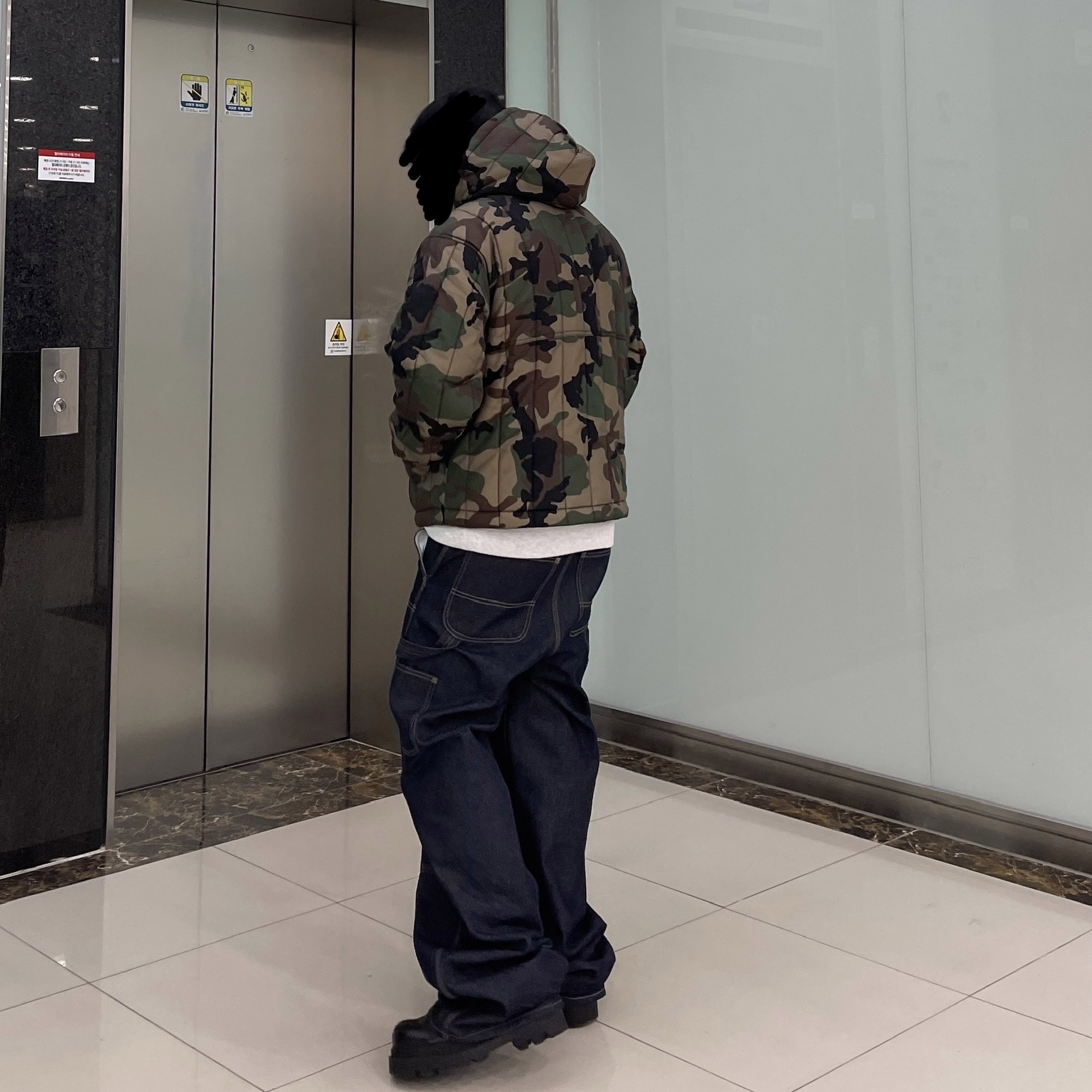 Stussy Quilted Nylon Work Jacket Woodland Camo 착용 스타일 - 3