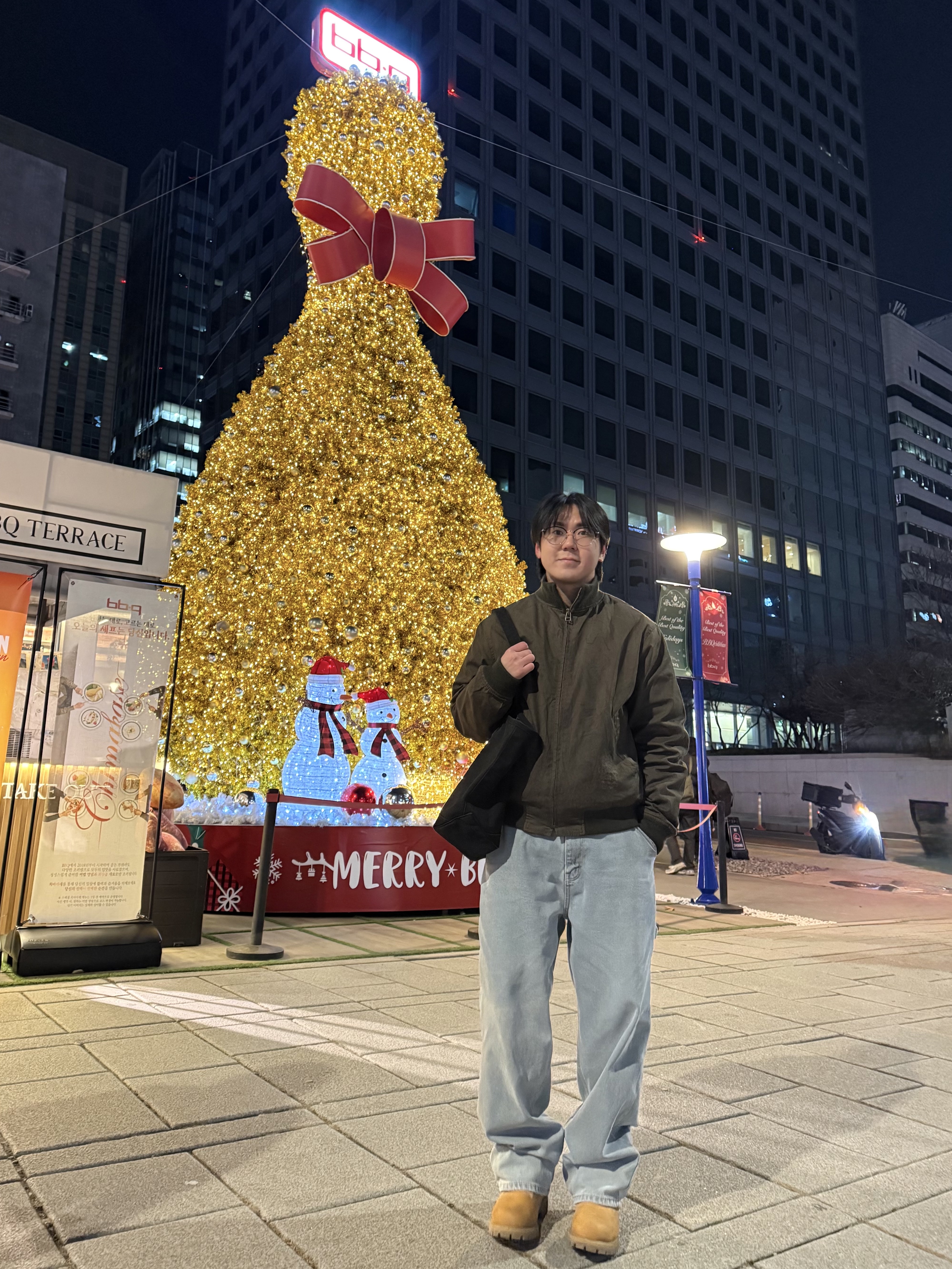 Thisisneverthat x Daniel Johnston Washed Tanker Jacket Olive, Timberland Premium 6 inch Waterproof Boot Wheat Nubuck - Wide 착용 스타일 - 2