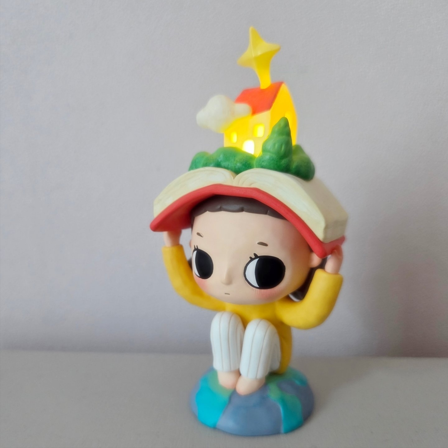 Pop Mart Nyota We Are All Stars Series Figures Sealed Case (1 Blind Box) 착용 스타일 - 2