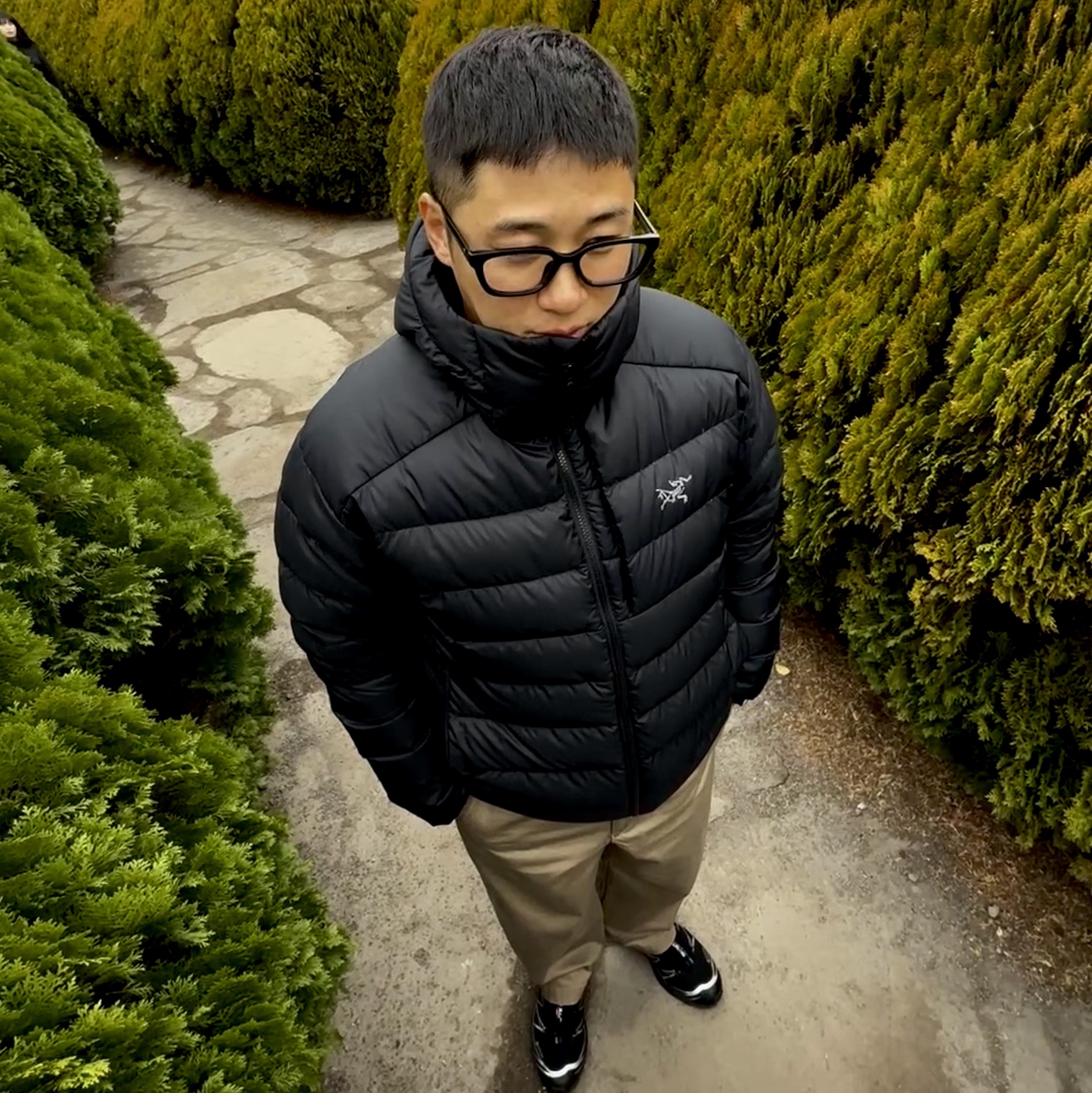 Arc'teryx Thorium Hoody Black, Salomon XT-6 GTX Black Silver 착용 스타일