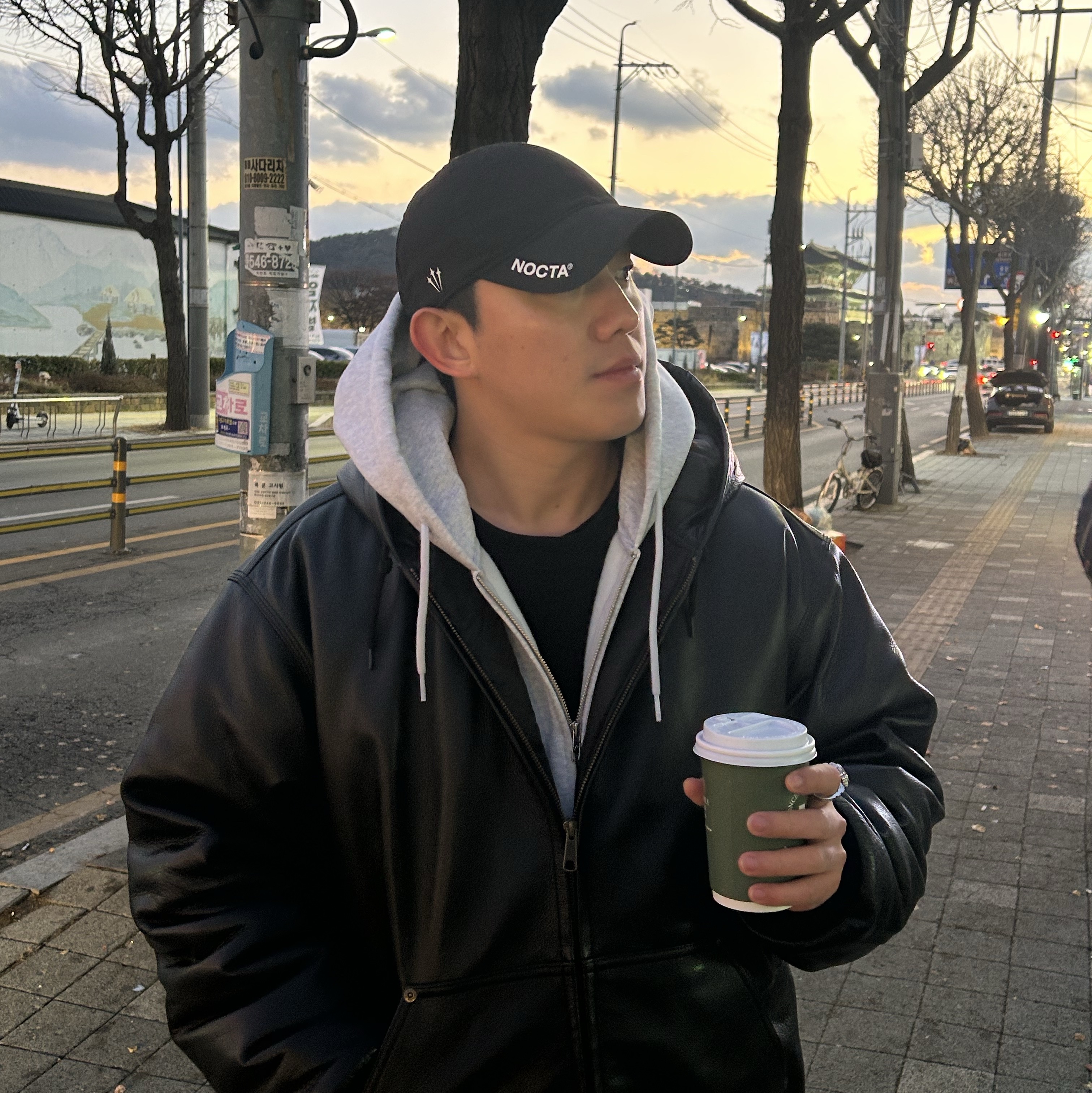 Supreme x Dickies Hooded Leather Work Jacket Black - 24FW, Nike Shox R4 Black and Metallic Silver 착용 스타일 - 6