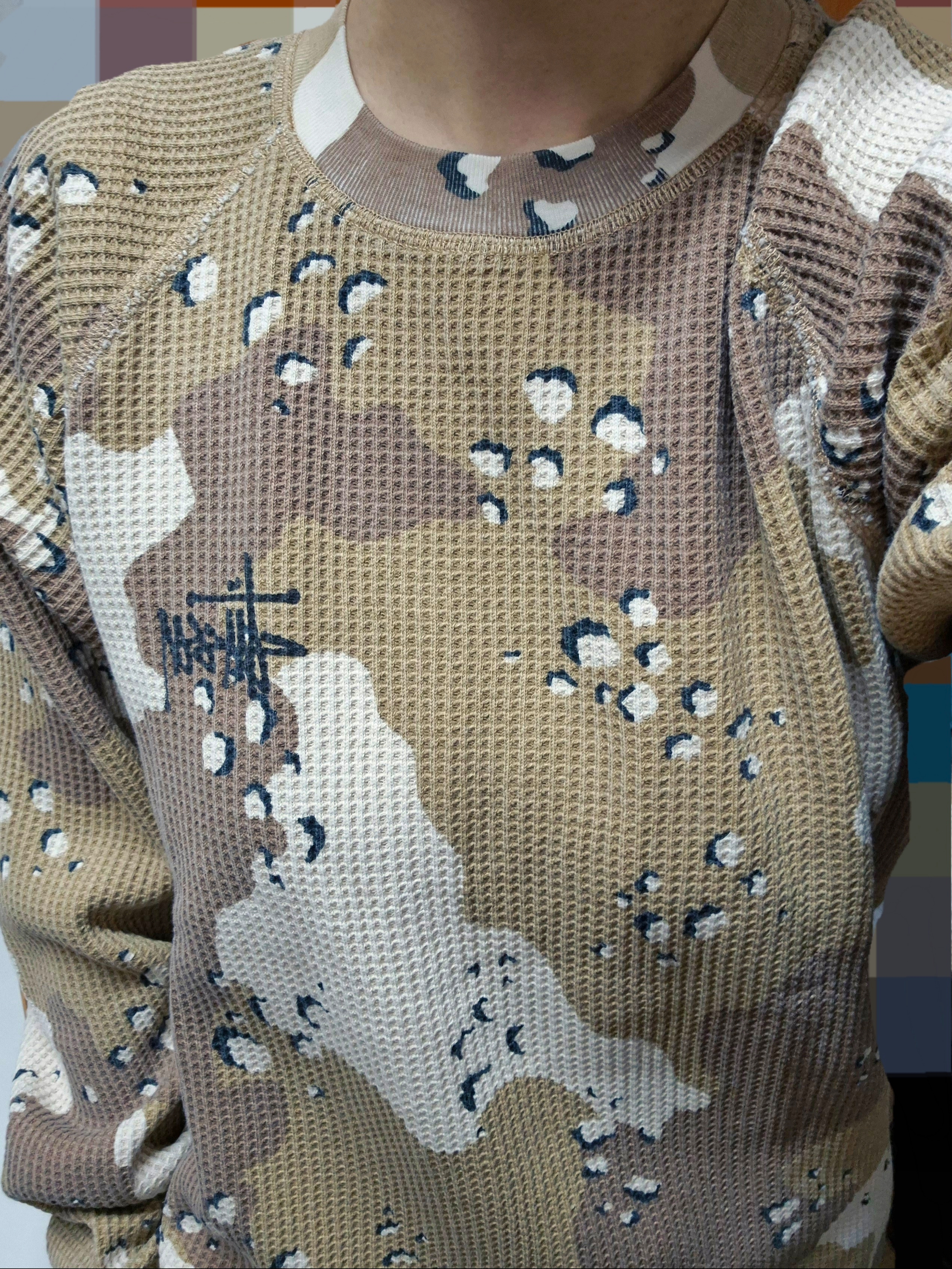 Stussy Raglan Thermal LS Crew Desert Camo 착용 스타일 - 2