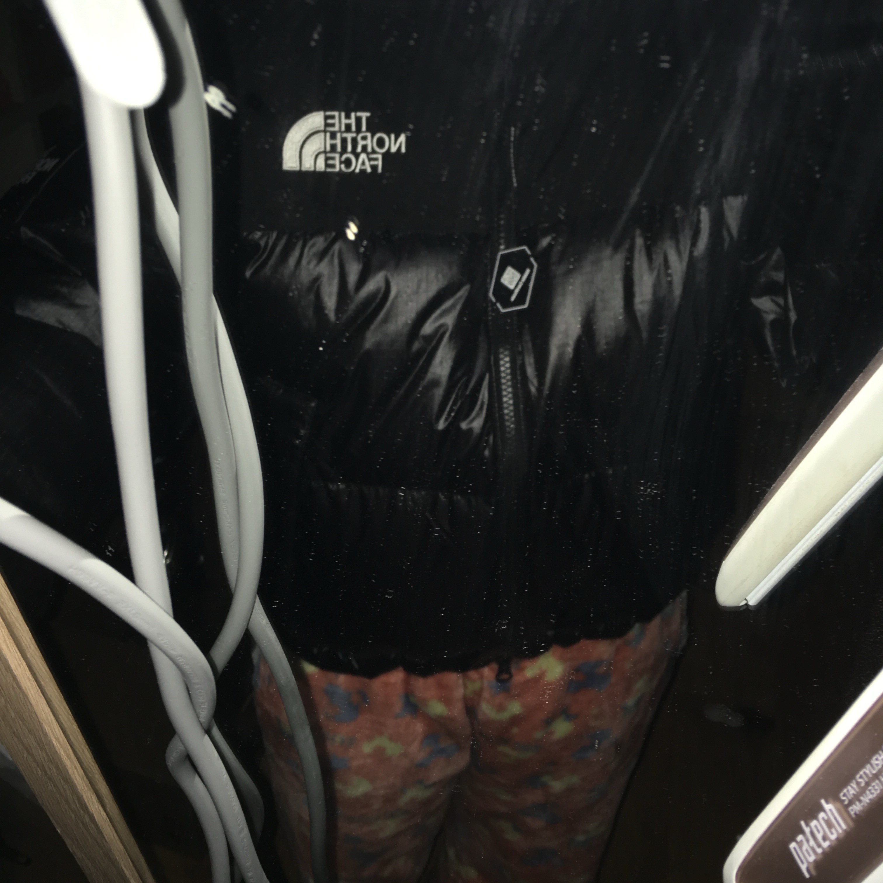 (W) The North Face White Label Novelty Nuptse Down Jacket Black, (W) The North Face Nuptse Short Jacket Black 착용 스타일 - 3
