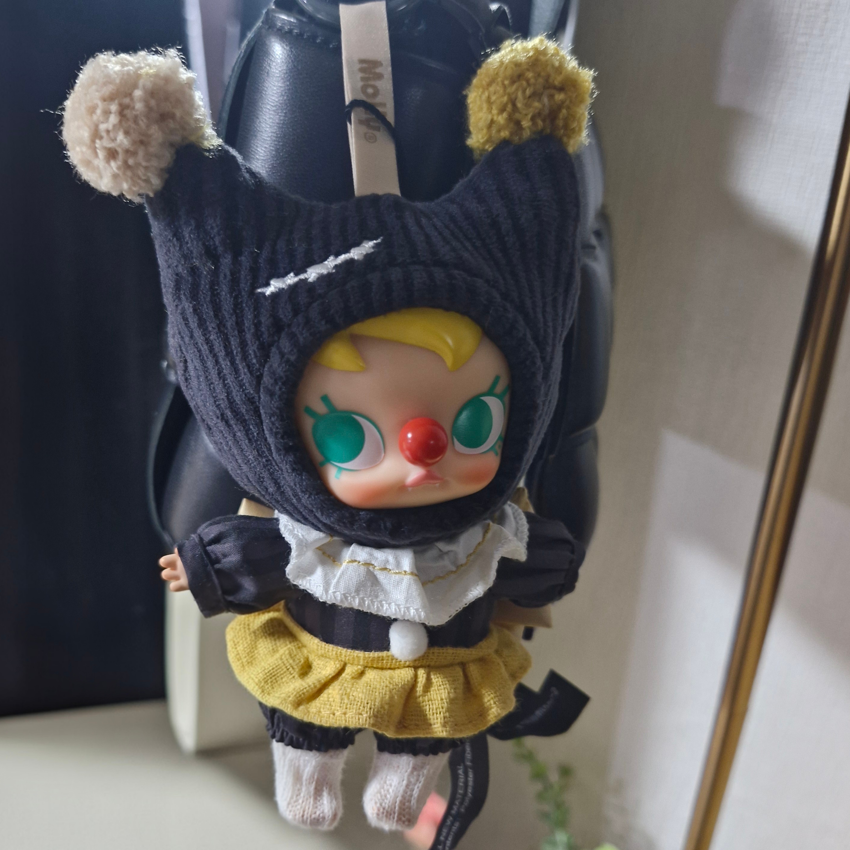 Pop Mart Why So Serious Series Vinyl Plush Pendant String Puppet (Opened Case) 착용 스타일