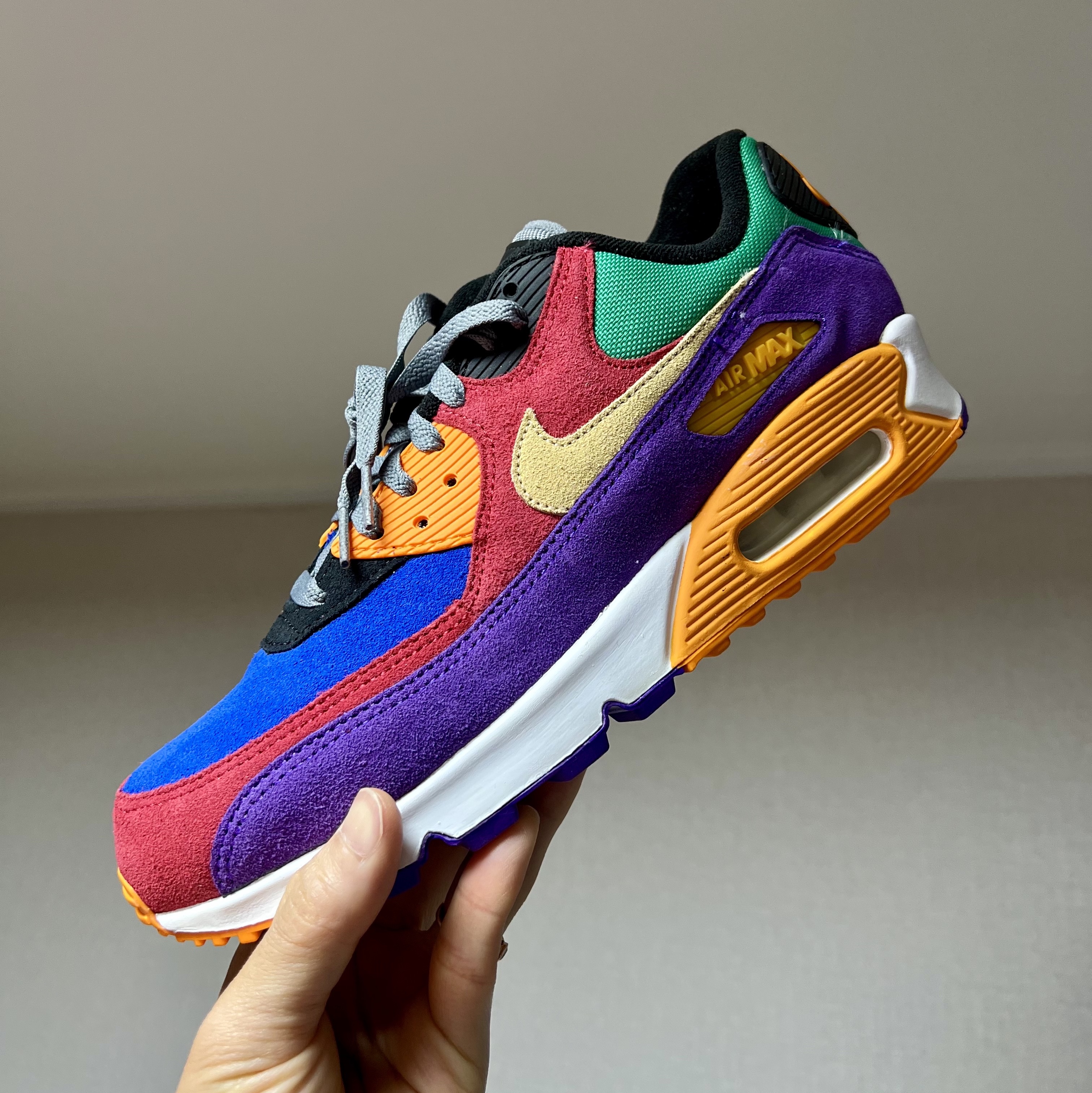 Nike Air Max 90 Viotech OG 착용 스타일