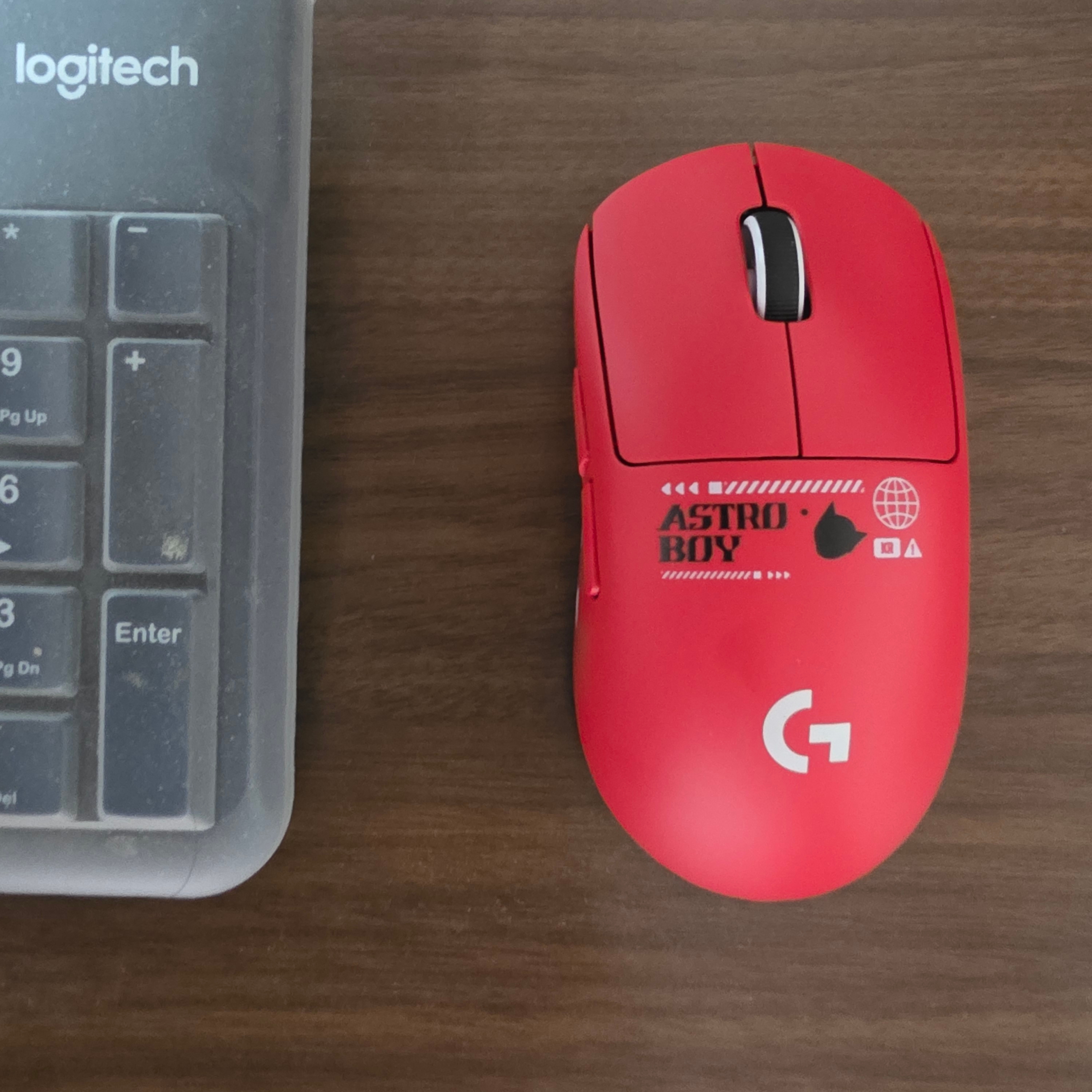 [KREAM 단독] LogitechG PRO X SUPERLIGHT 2 SE WHITE ASTRO BOY MOUSE EDITION 착용 스타일 - 1