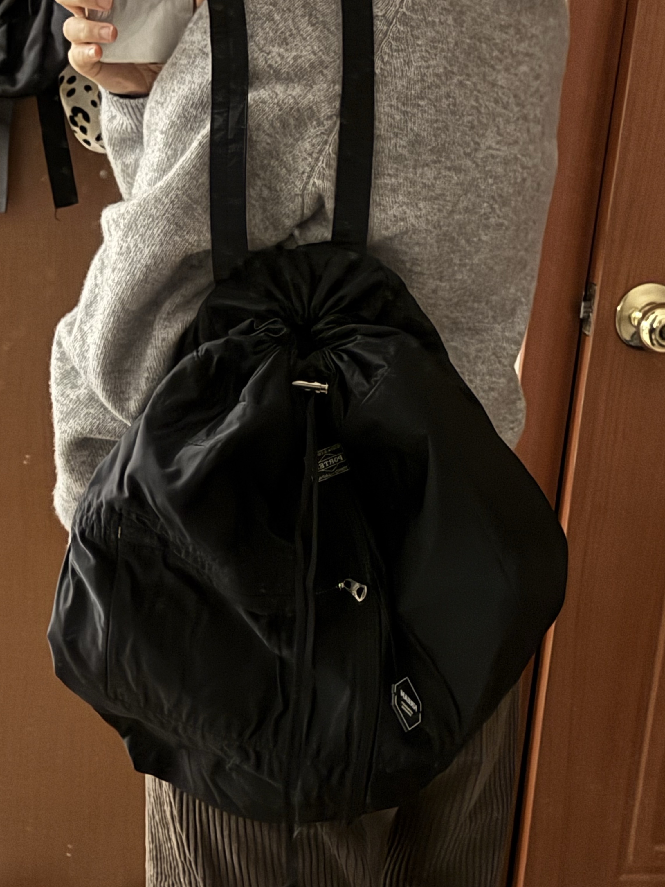 Porter Mile Knapsack Black 착용 스타일 - 3