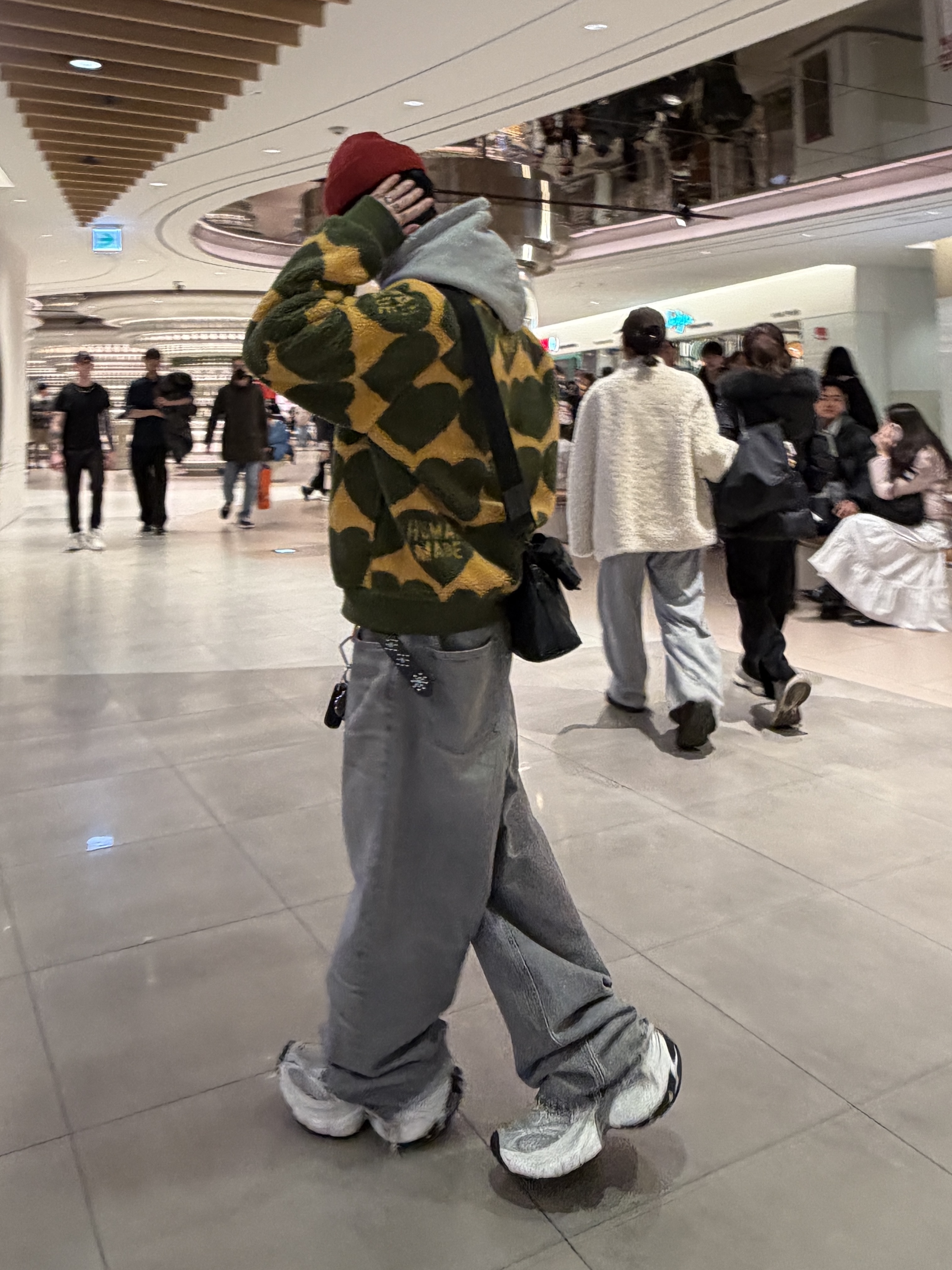 Human Made Heart Fleece Jacket Olive Drab, 032c Attrition Destroyed Jean Washed Grey 착용 스타일 - 1
