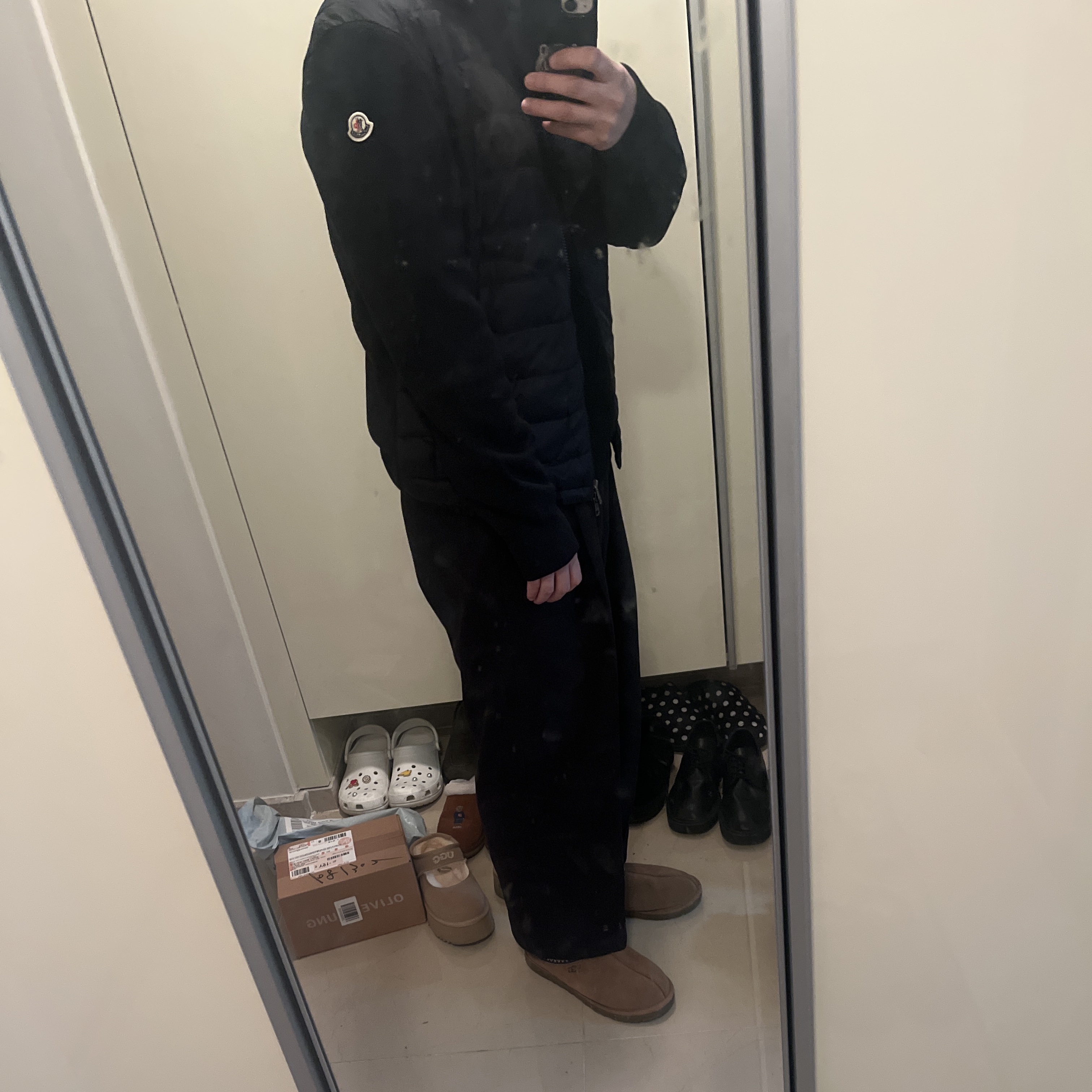 Moncler Padded Zip Up Cardigan Black - 25FW 착용 스타일 - 2