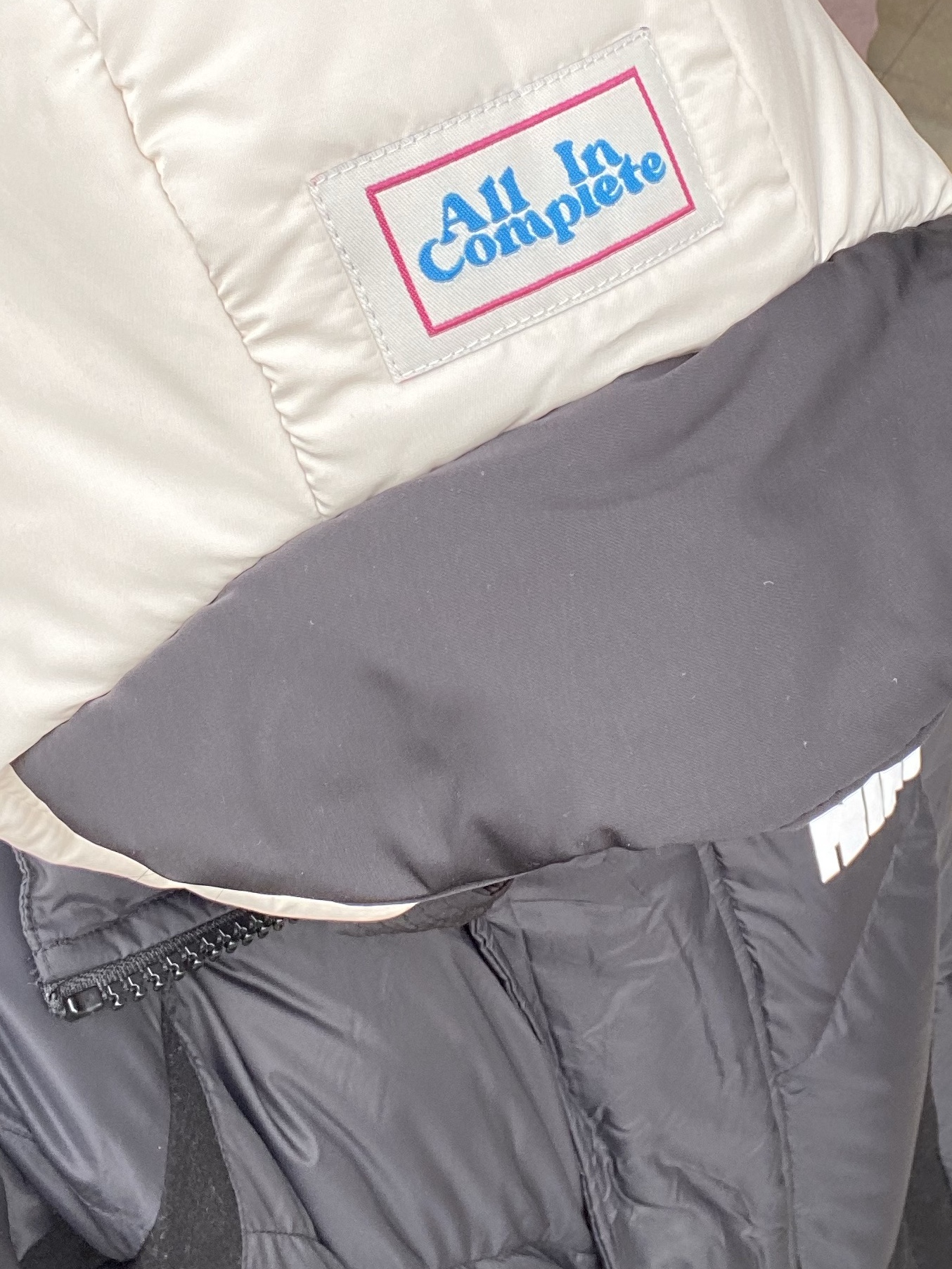 Nike x Sacai NRG Parka Black, Allincomplete Panda Padding Balaclava 착용 스타일