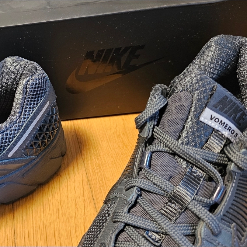 Nike Zoom Vomero 5 SP Anthracite 2023 착용 스타일