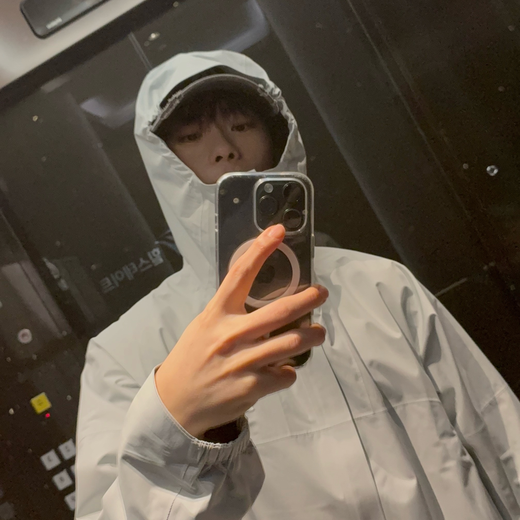 Nike ACG Storm-Fit ADV Cascade Rains Full Zip Jacket Photon Dust - Asia 착용 스타일