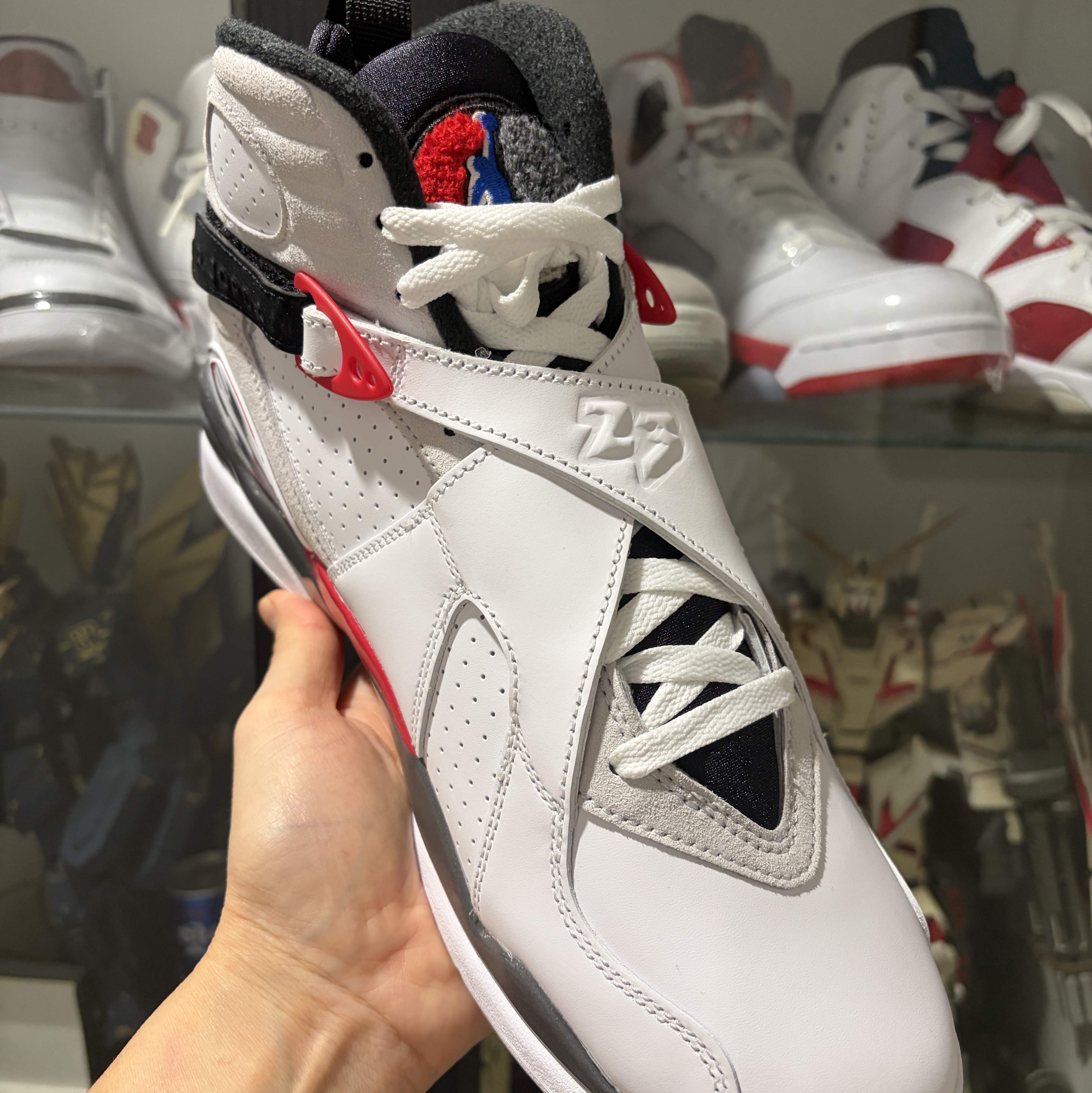 Jordan 8 Retro Bugs Bunny 2025 착용 스타일