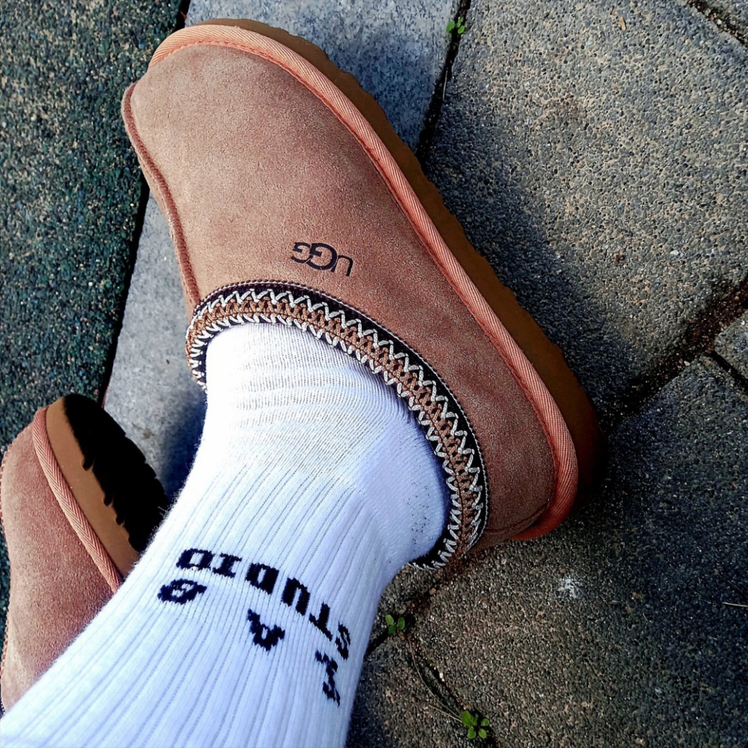 IAB Studio Socks White Black (5 Pack), IAB Studio Socks White (5 Pack) 착용 스타일 - 1