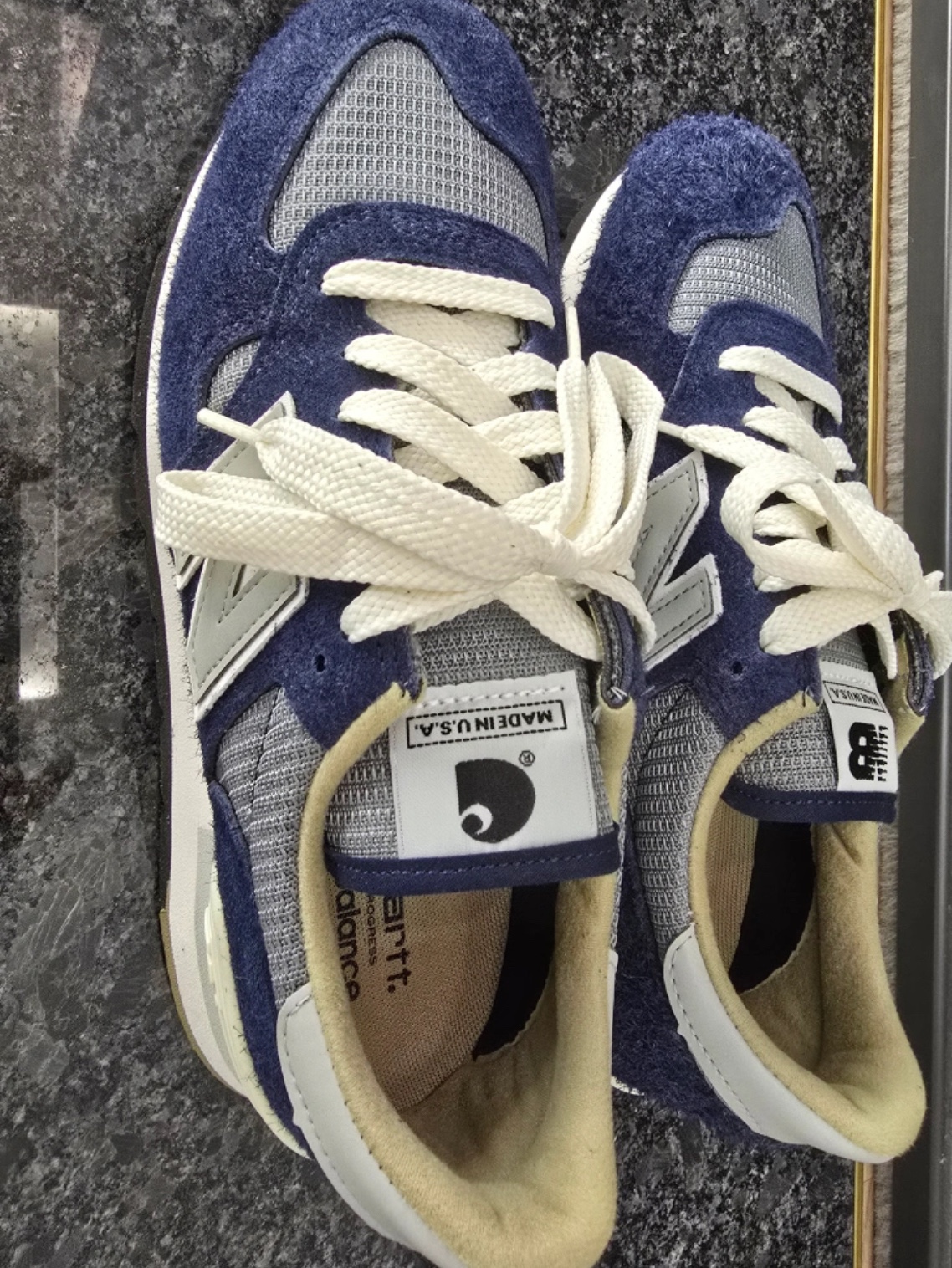 New Balance x Carhartt WIP 990v1 Made in USA Sculpture Center 착용 스타일