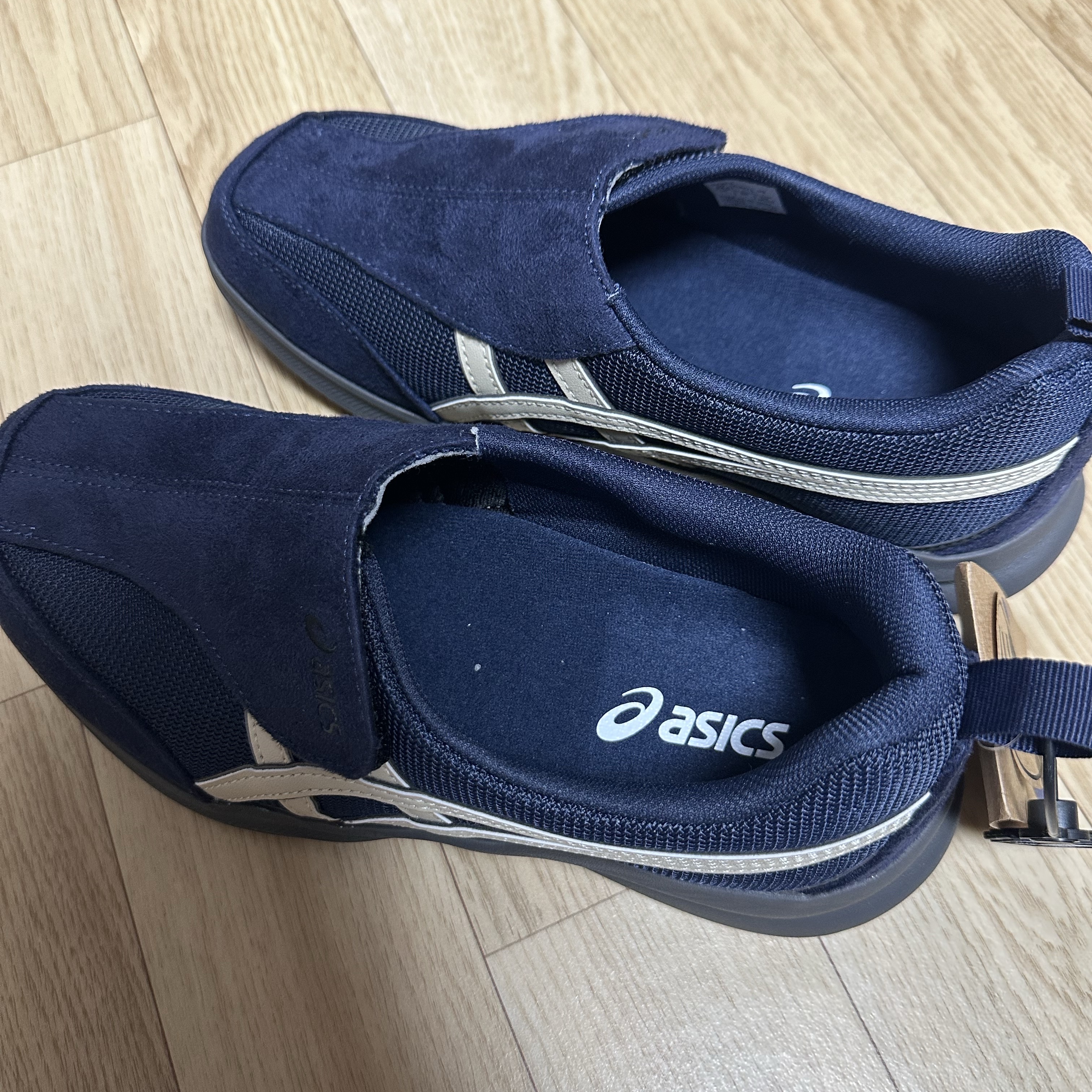 Asics Life Walker 010 Navy Blue - 3E Wide 착용 스타일 - 1