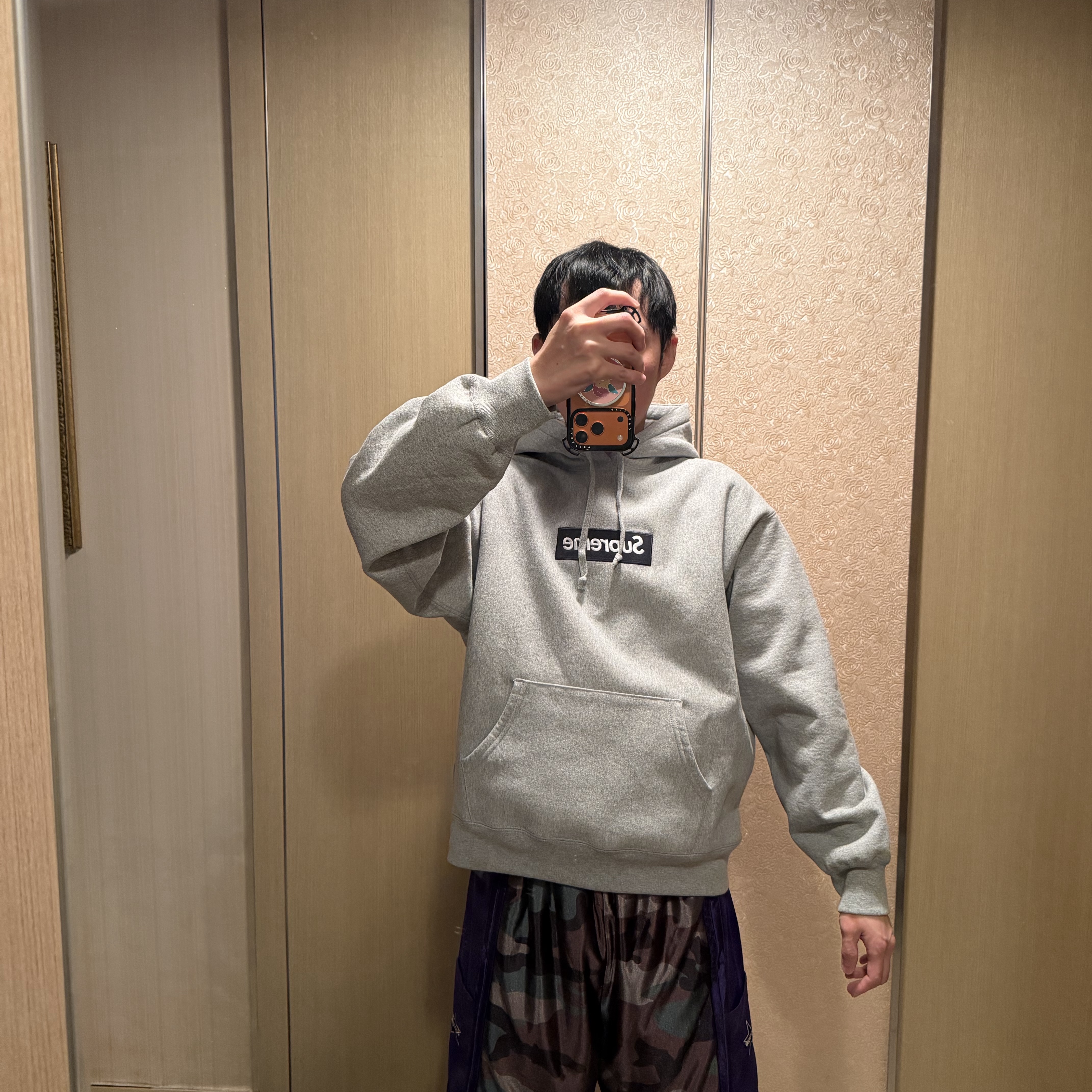 Supreme Box Logo Hooded Sweatshirt Heather Grey - 24FW, Supreme Box Logo Hooded Sweatshirt Heather Grey - 25FW 착용 스타일 - 8