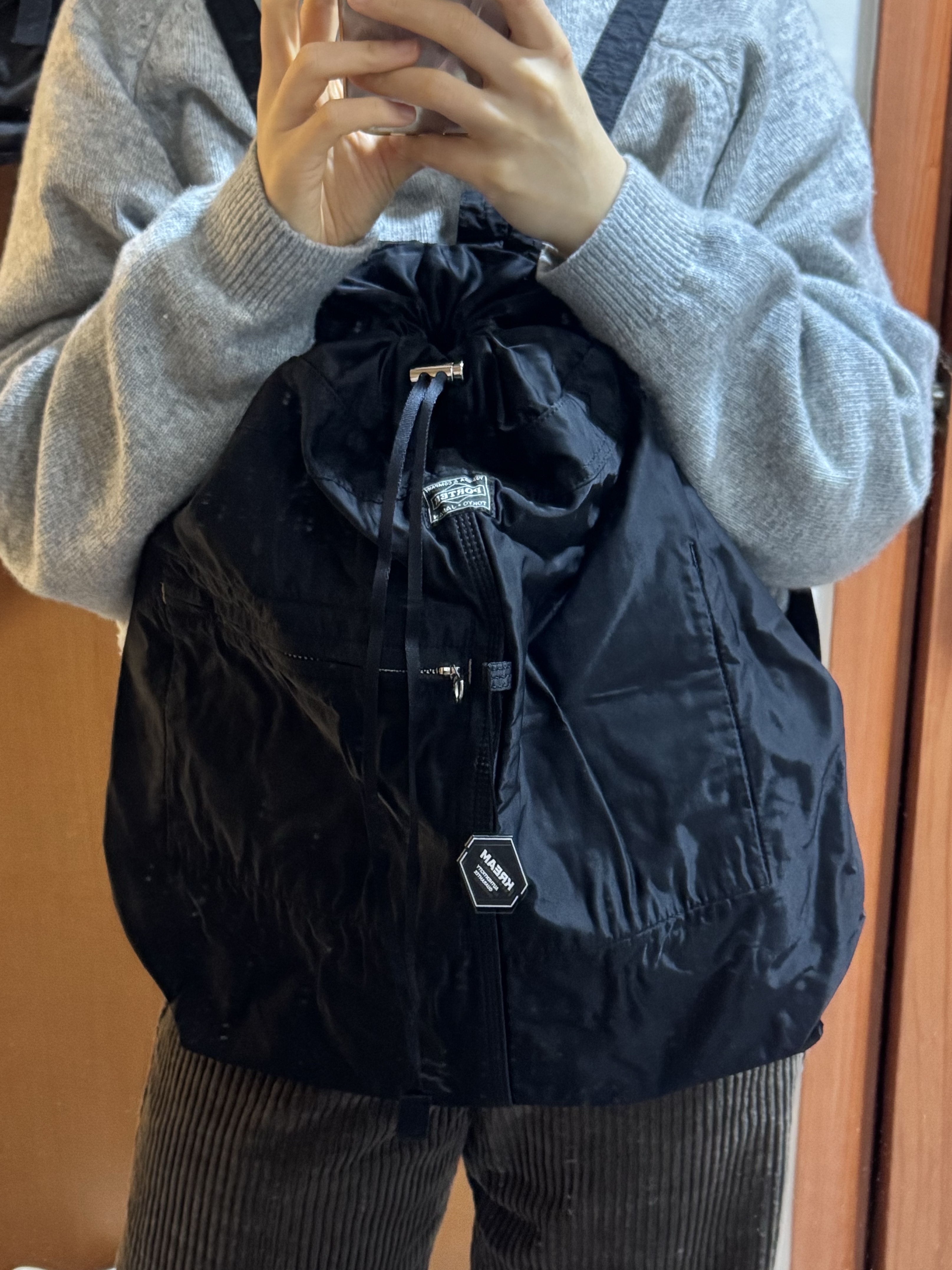Porter Mile Knapsack Black 착용 스타일 - 2