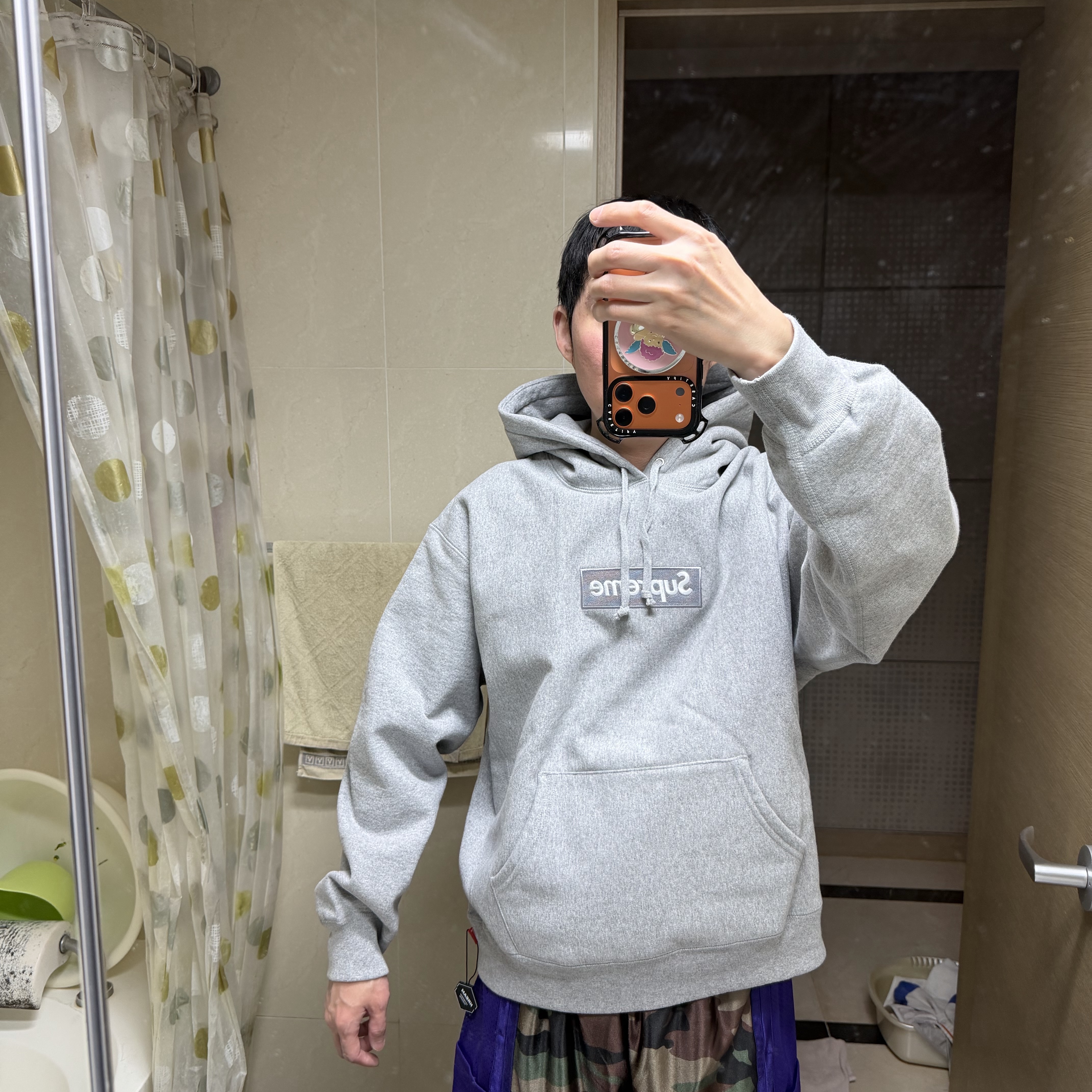 Supreme Box Logo Hooded Sweatshirt Heather Grey - 24FW, Supreme Box Logo Hooded Sweatshirt Heather Grey - 25FW 착용 스타일 - 3