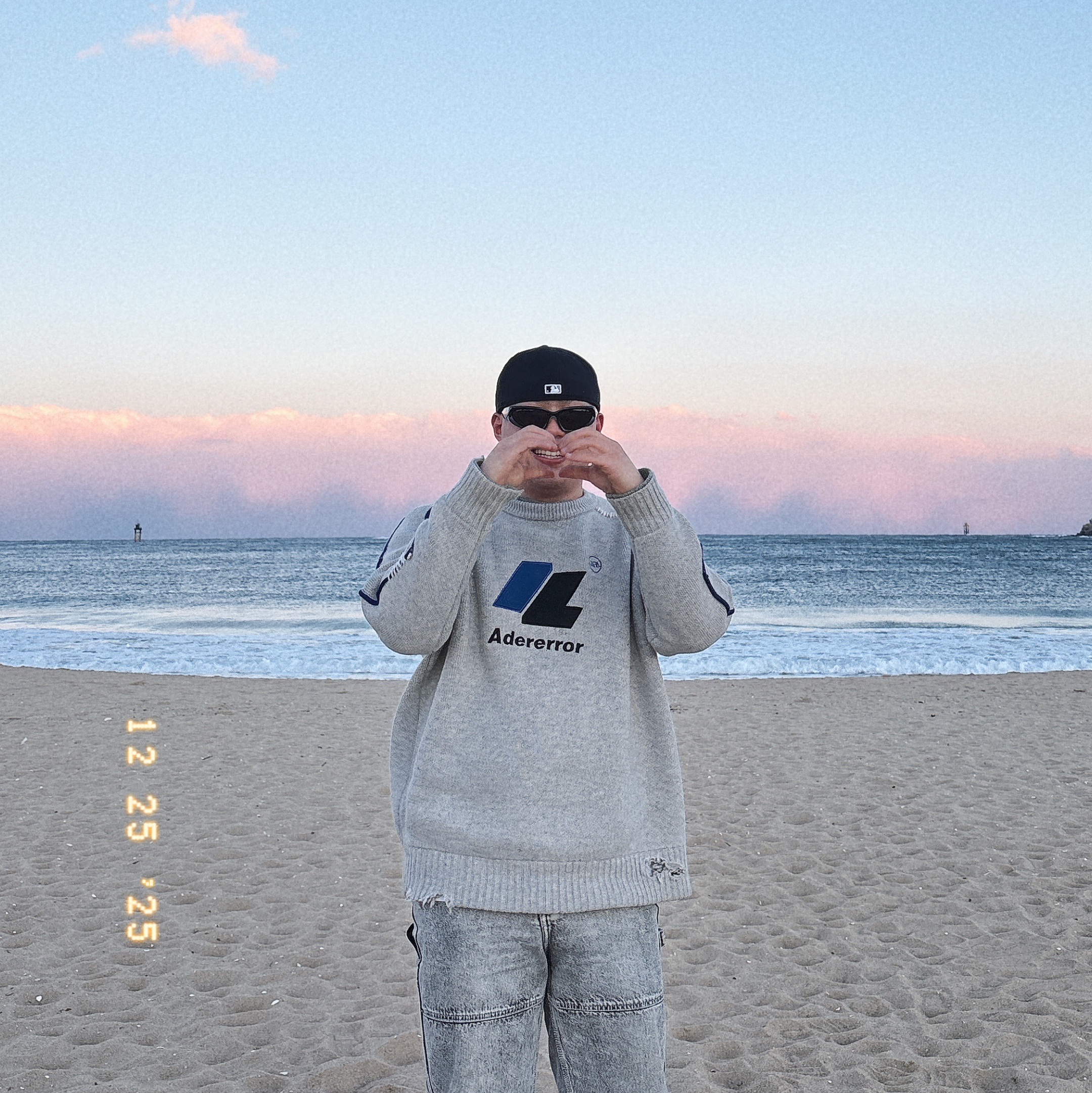 Stussy Washed Canvas Big OL' Jean Black, Maison Mihara Yasuhiro Blakey OG Sole Canvas Low-top Sneakers Black White 착용 스타일 - 3