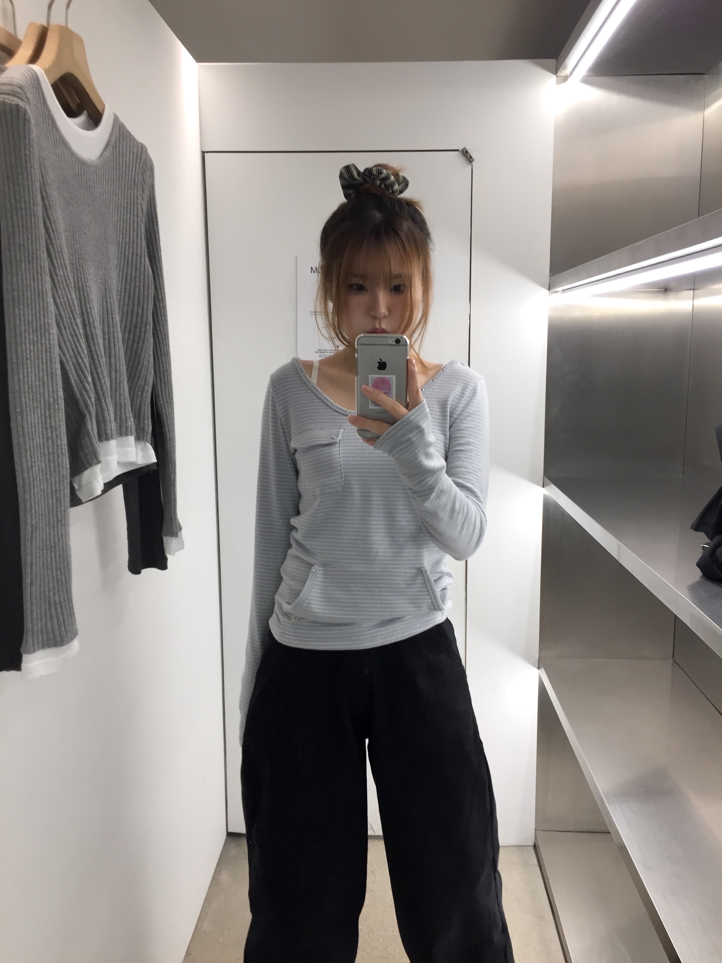 DANDEL Spiral Star Balloon Pants Black, [KREAM 단독] Mizuno Wave Prophecy LS Odyssey Gray Black Metallic Gray 착용 스타일 - 1