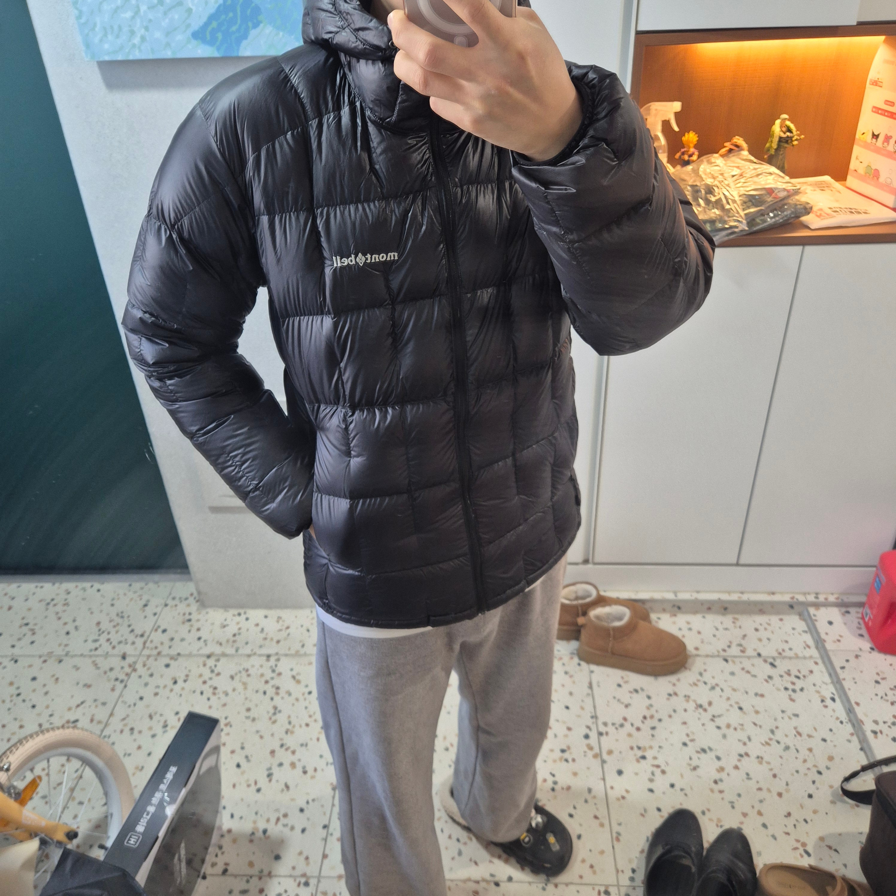 Montbell Plasma 1000 Alpine Down Parka Black 착용 스타일