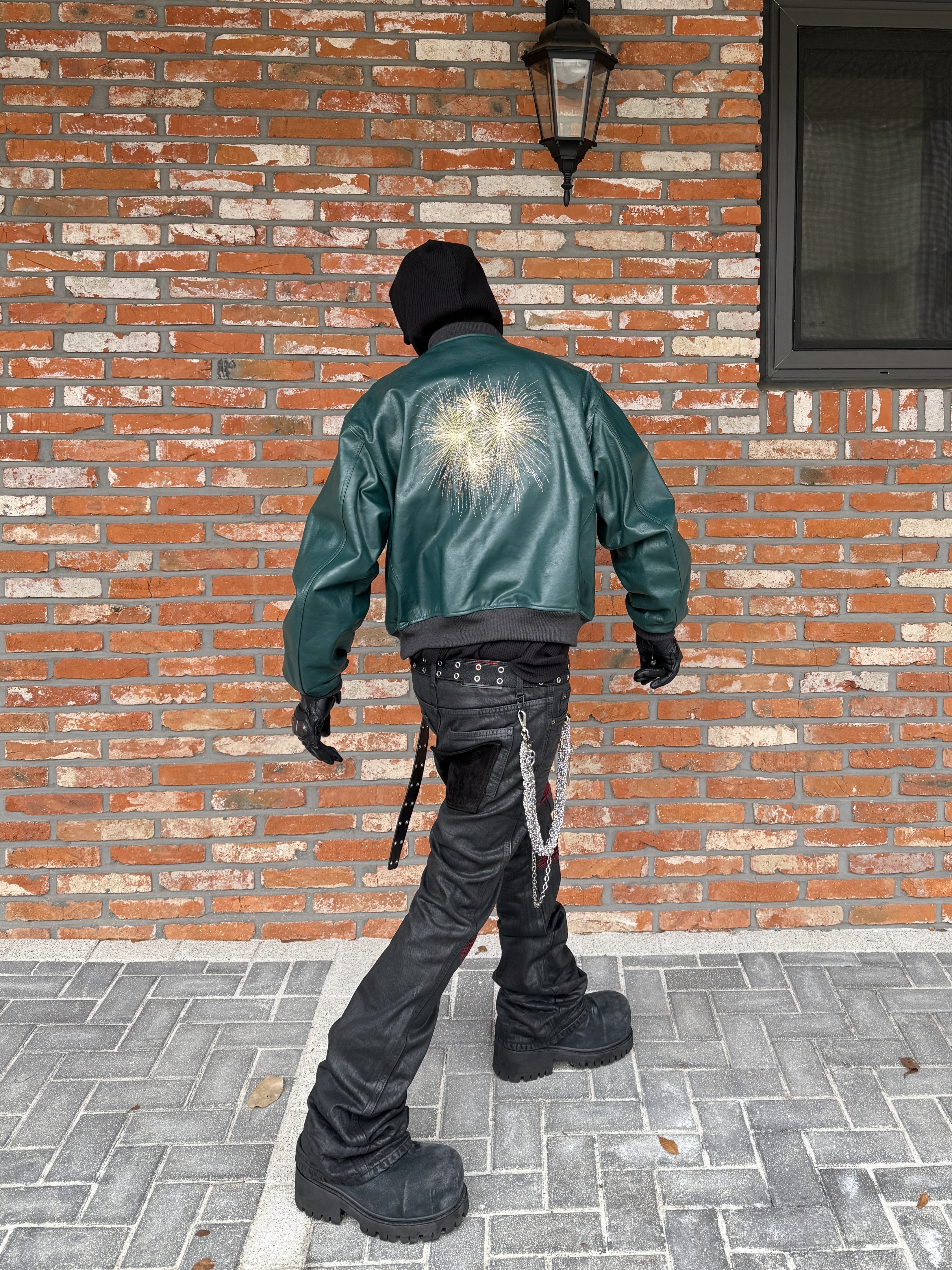 Balenciaga Stomper Bootie Black, Undermycar Hommage Embraced The Fireworks Goatskin Blouson Red - 24FW 착용 스타일 - 2
