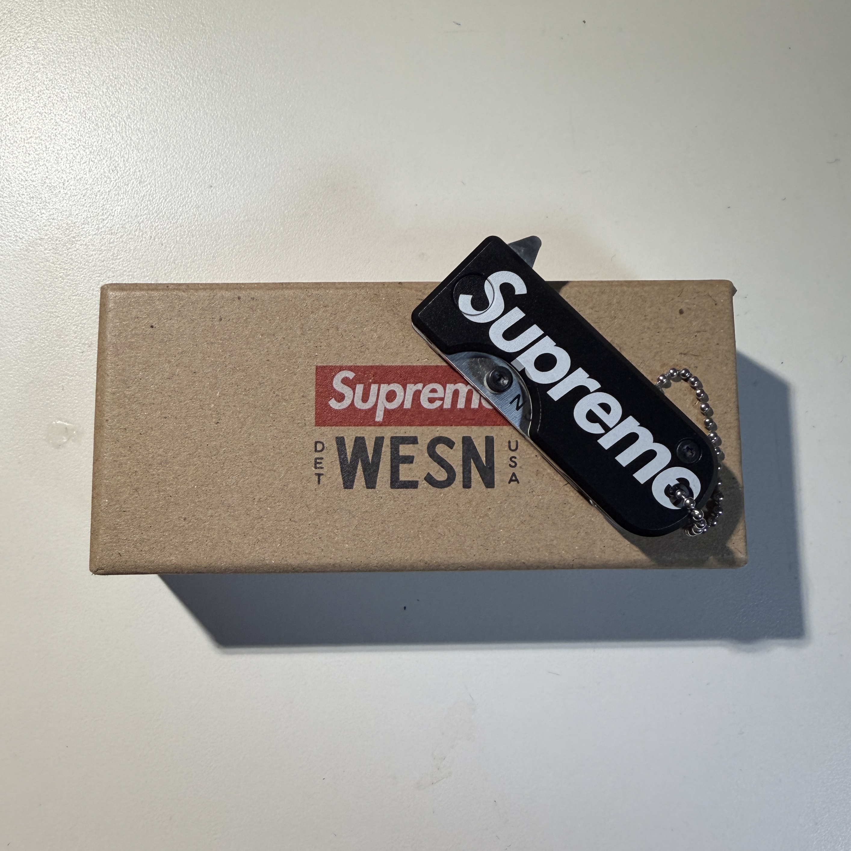 Supreme x WESN Microblade Black - 24FW 착용 스타일