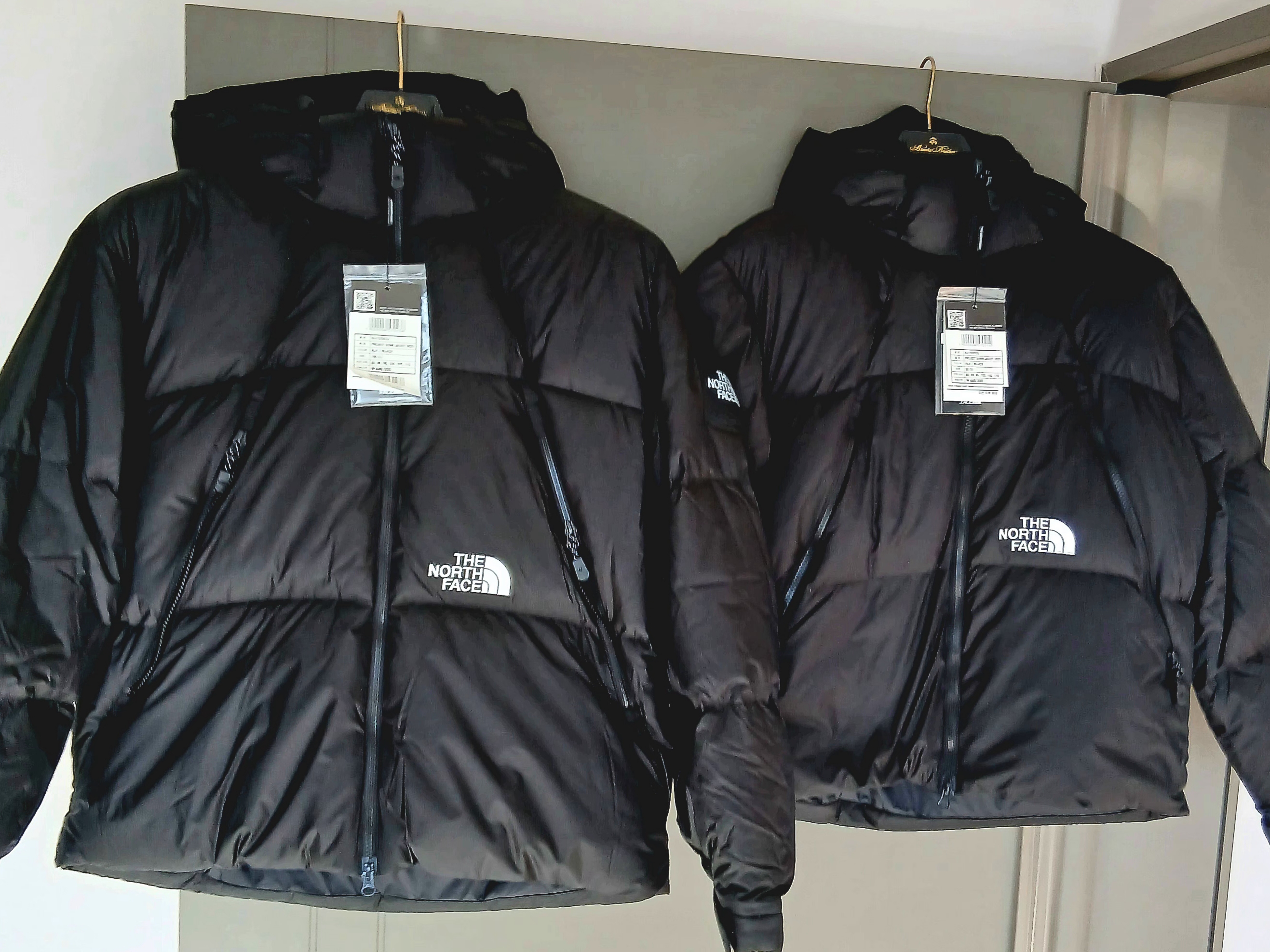 The North Face White Label Novelty Nuptse Down Vest Black, The North Face White Label Novelty Nuptse Down Vest Black 착용 스타일 - 2