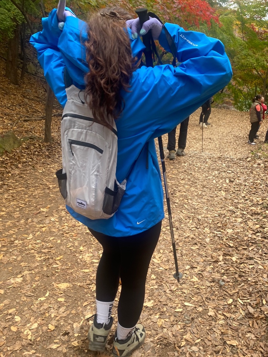 Nike ACG Storm-Fit ADV Cascade Rains Full Zip Jacket Light Photo Blue Summit White - Asia, Heisan Ultra-light Compact Pocketbag - Ice 착용 스타일 - 2