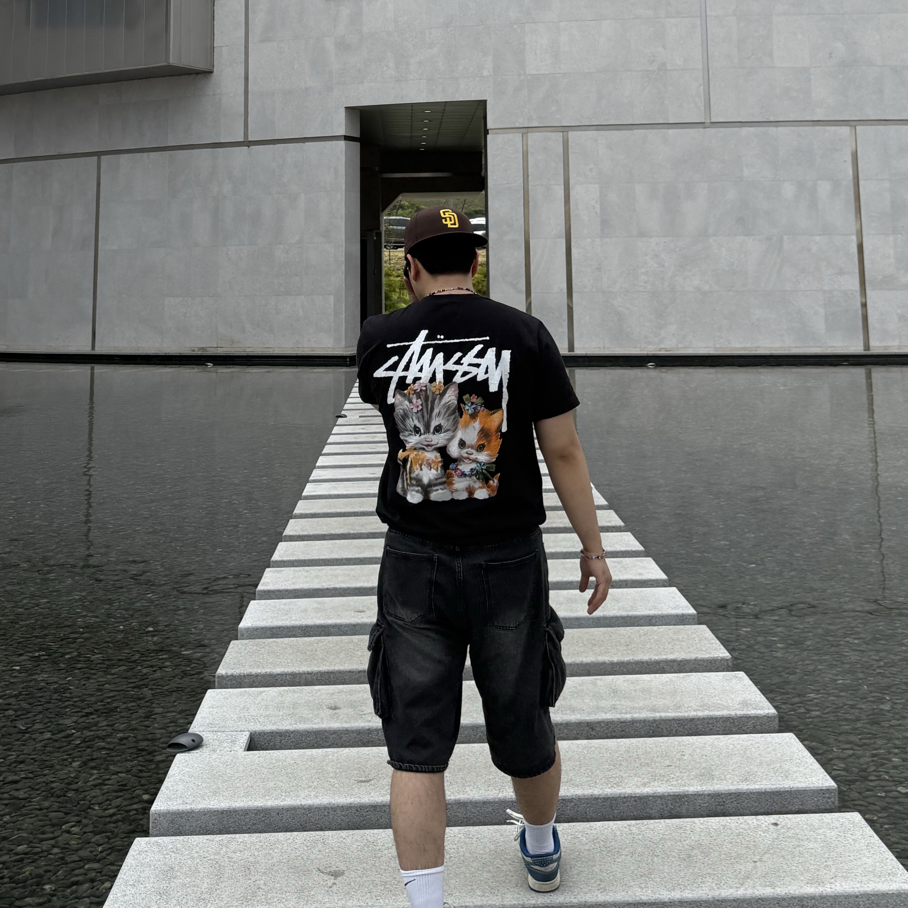 Stussy Kittens T-Shirt Black, New Era MLB Authentic San Diego Padres Game Brown 착용 스타일 - 3