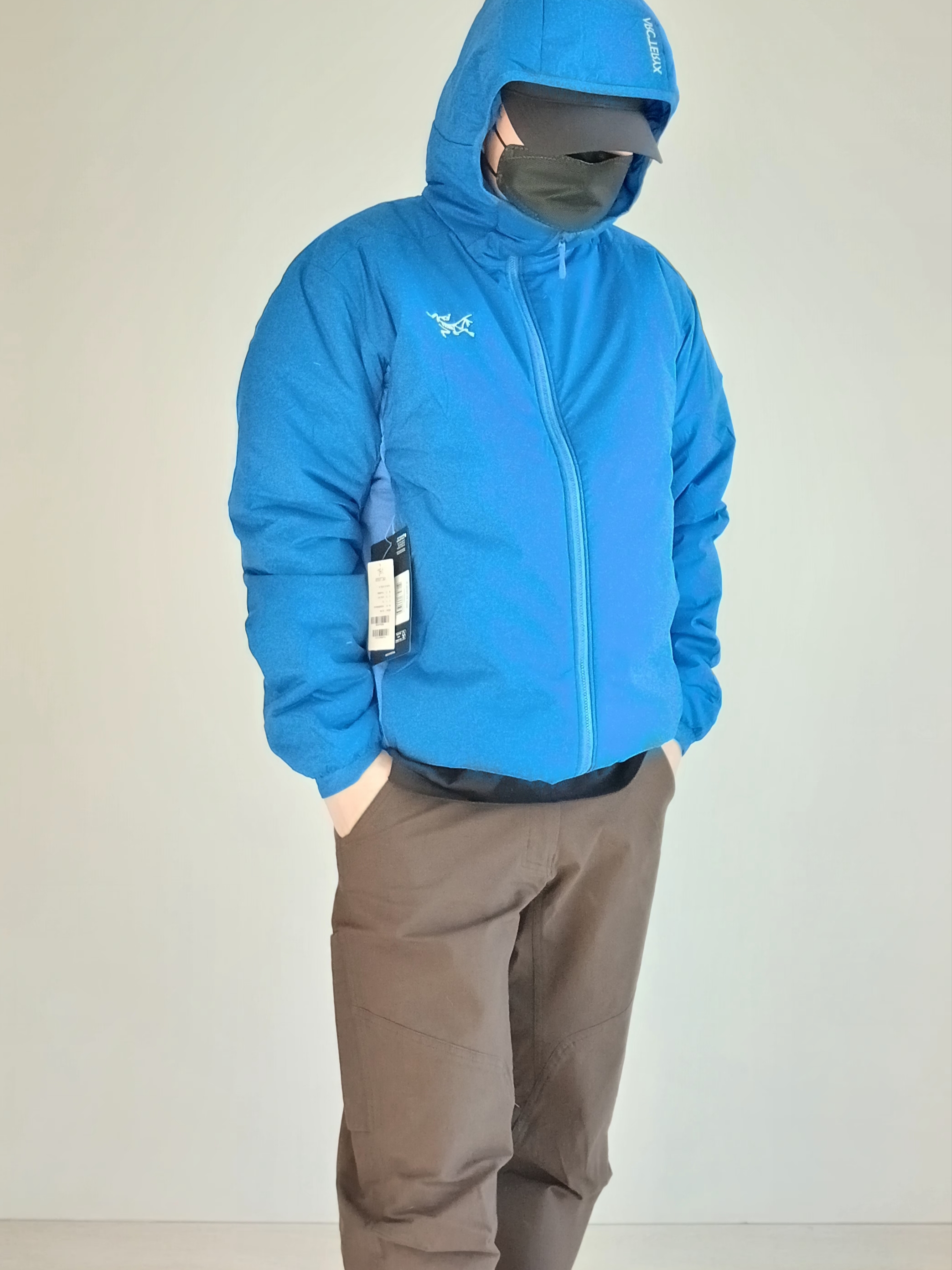 Arc'teryx Atom SV Hoody Vitality, Arc'teryx Cronin Cotton Pants Carob 착용 스타일 - 7