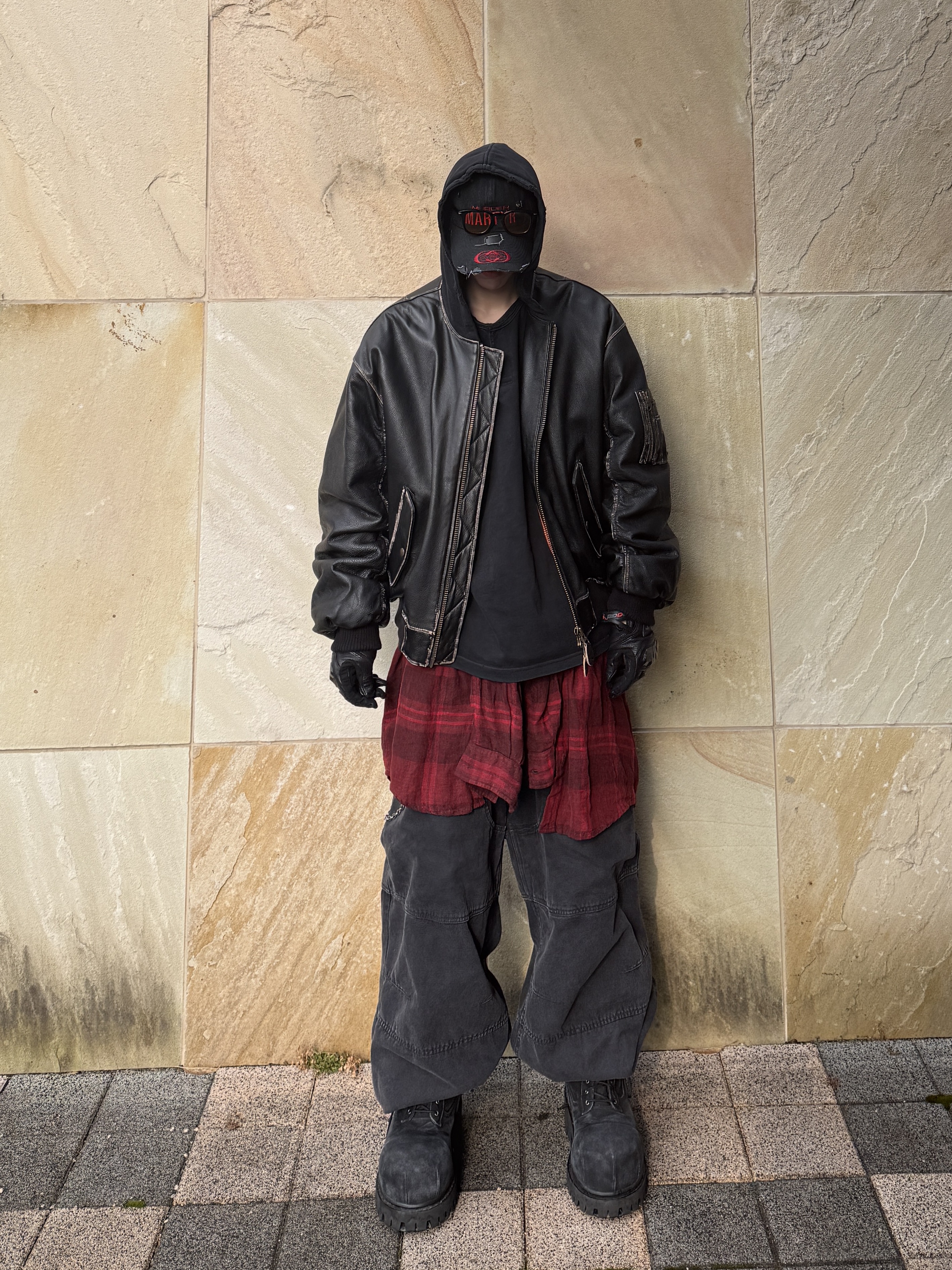 Undermycar Burok Vintage Cowhide Oversized Bomber Antique Bronze - 23FW, Balenciaga Stomper Bootie Black 착용 스타일 - 4