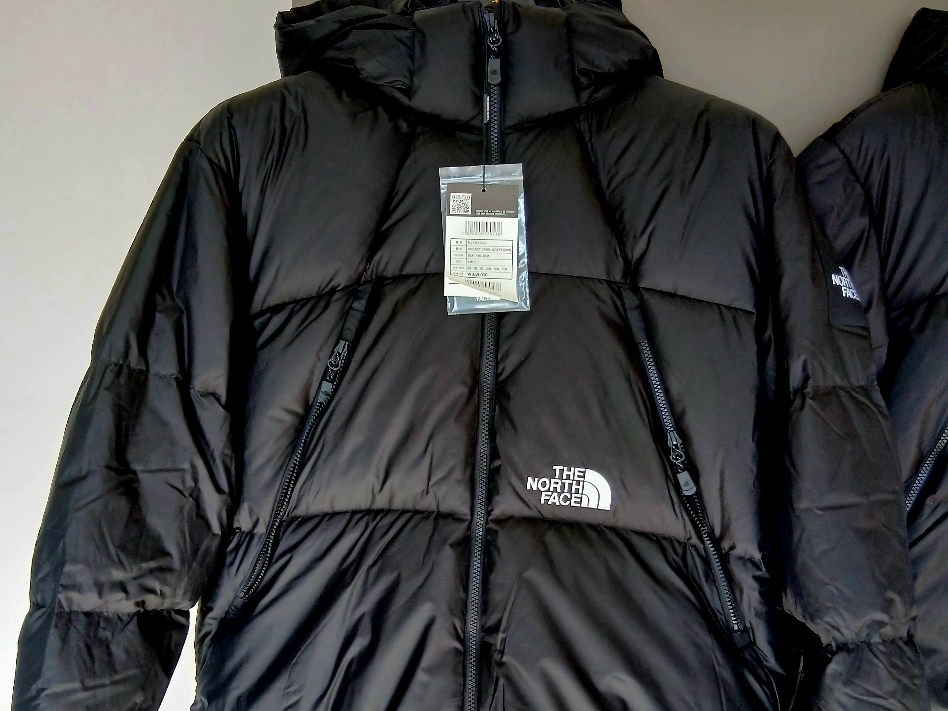 The North Face White Label Novelty Nuptse Down Vest Black, The North Face White Label Novelty Nuptse Down Vest Black 착용 스타일 - 4