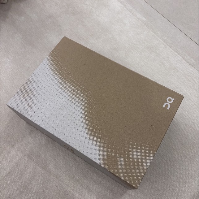 (W) On Running Cloud 6 Black 착용 스타일 - 4