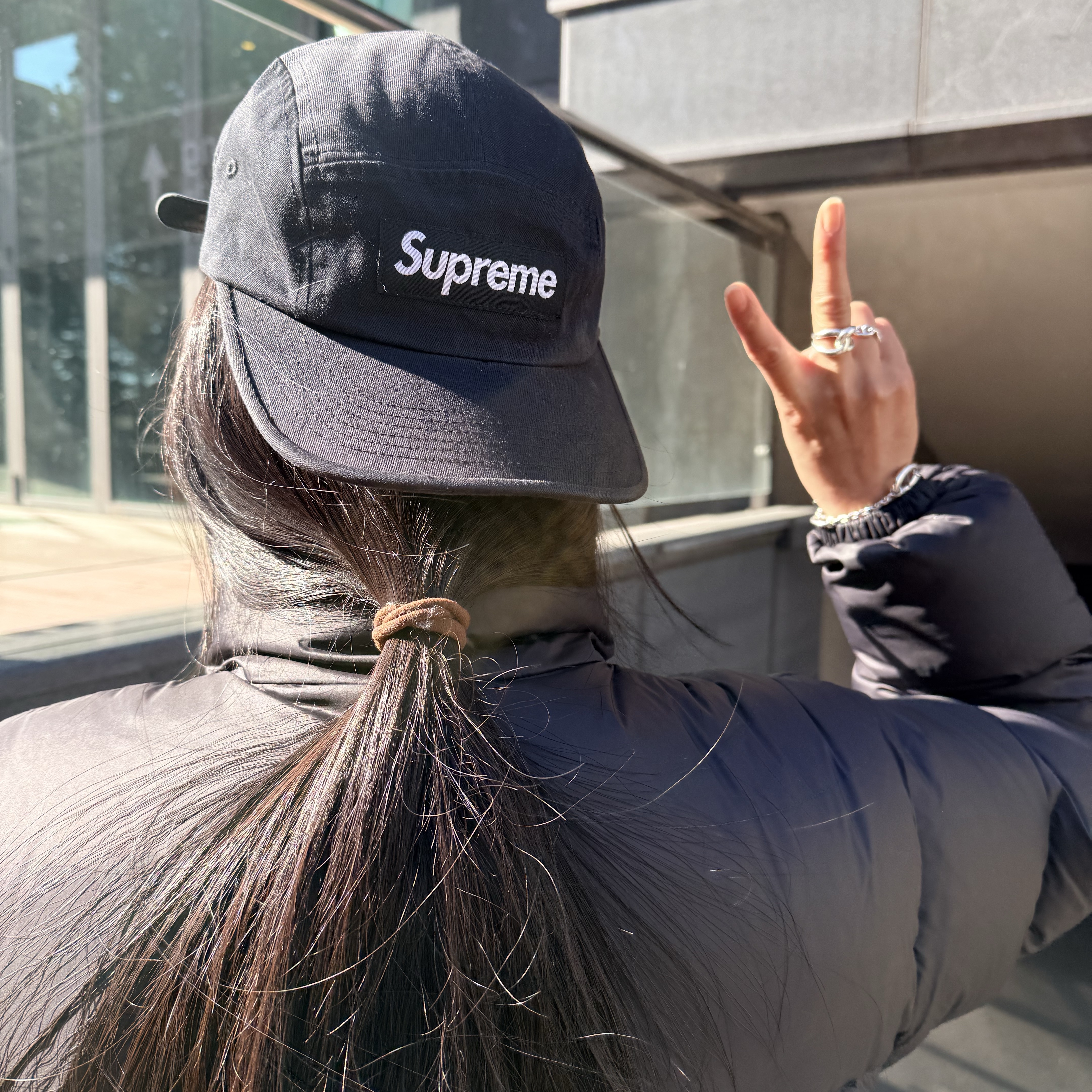 Supreme Washed Chino Twill Camp Cap Black 착용 스타일