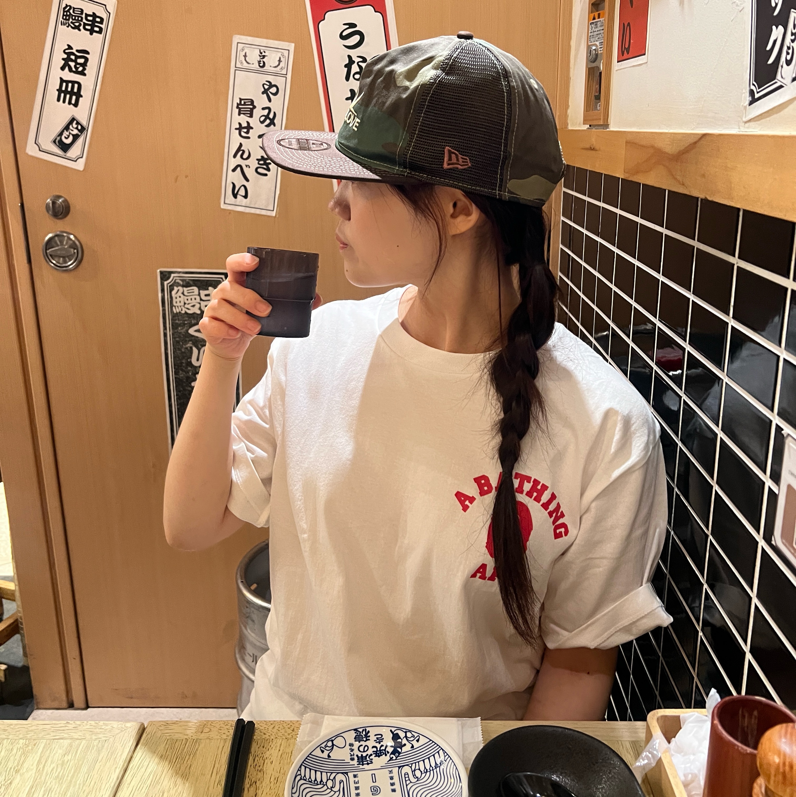 New Era x Sunlove 19Twenty Daybreak Camo 착용 스타일