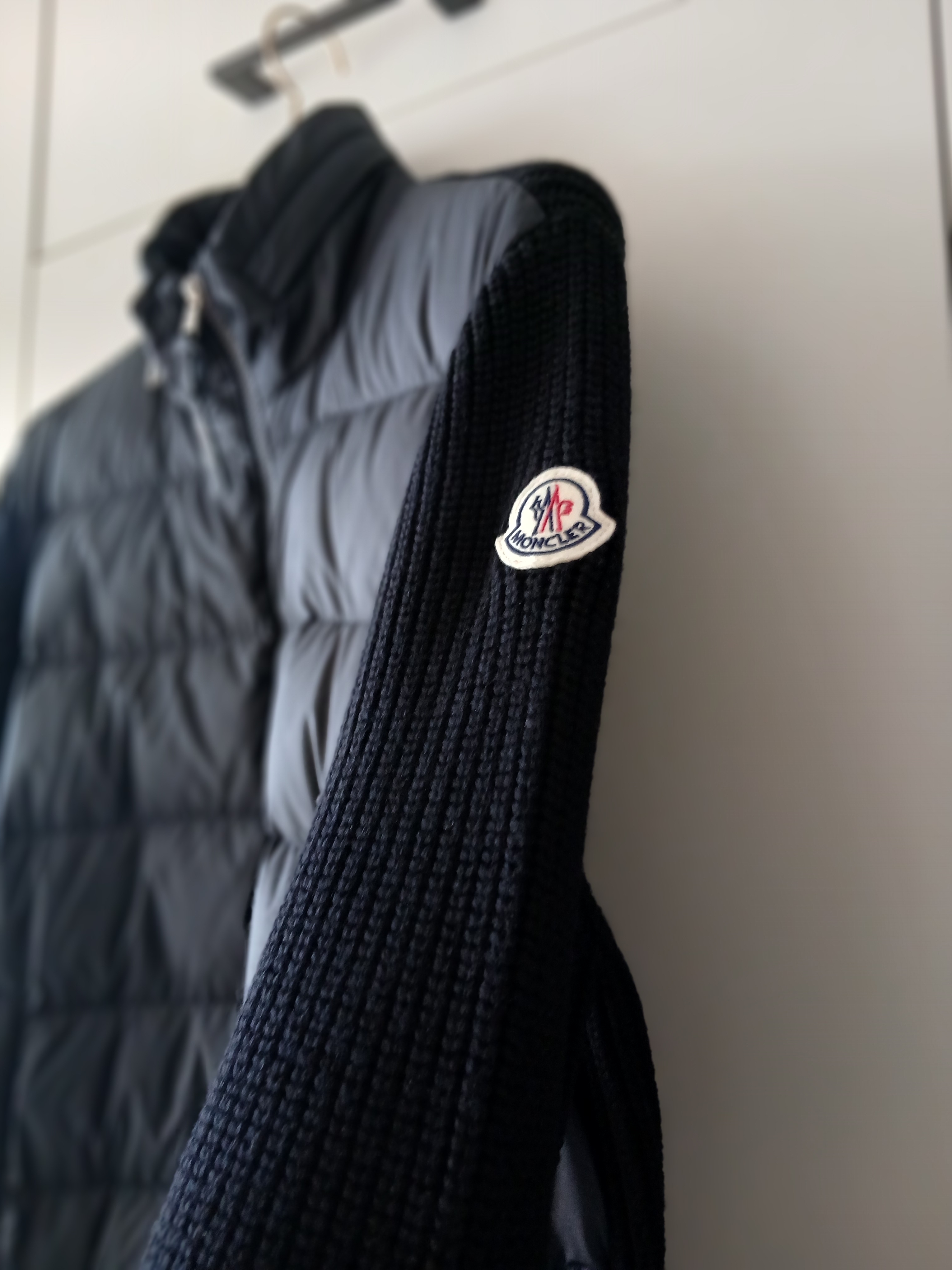 Moncler Padded Wool Zip-Up Hoodie Black - 24FW 착용 스타일