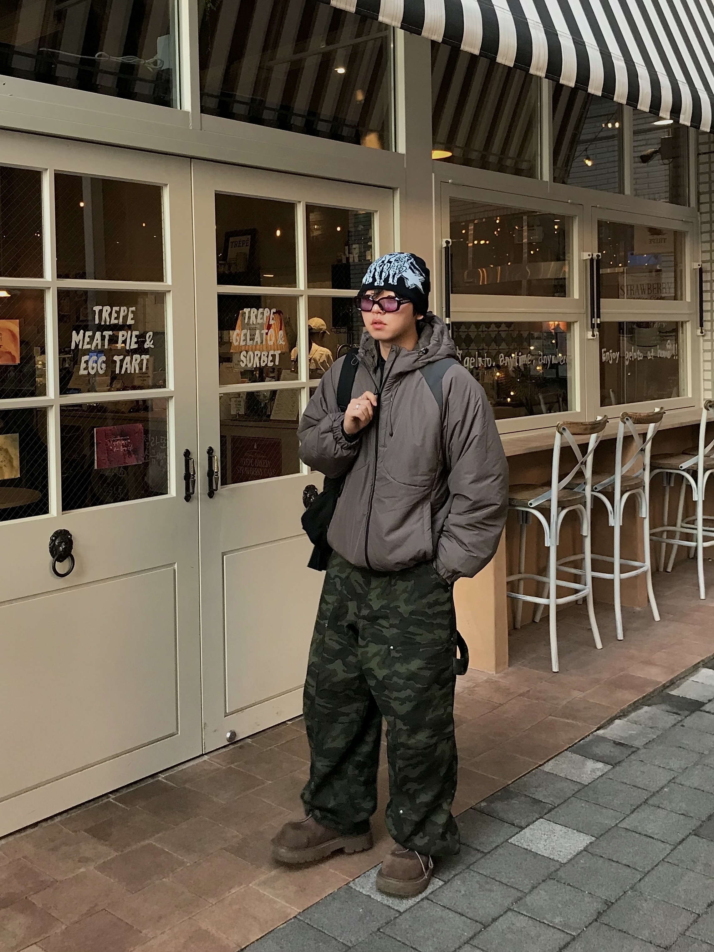 SOULESURES BOLD BELUGA Espresso Brown 착용 스타일 - 2