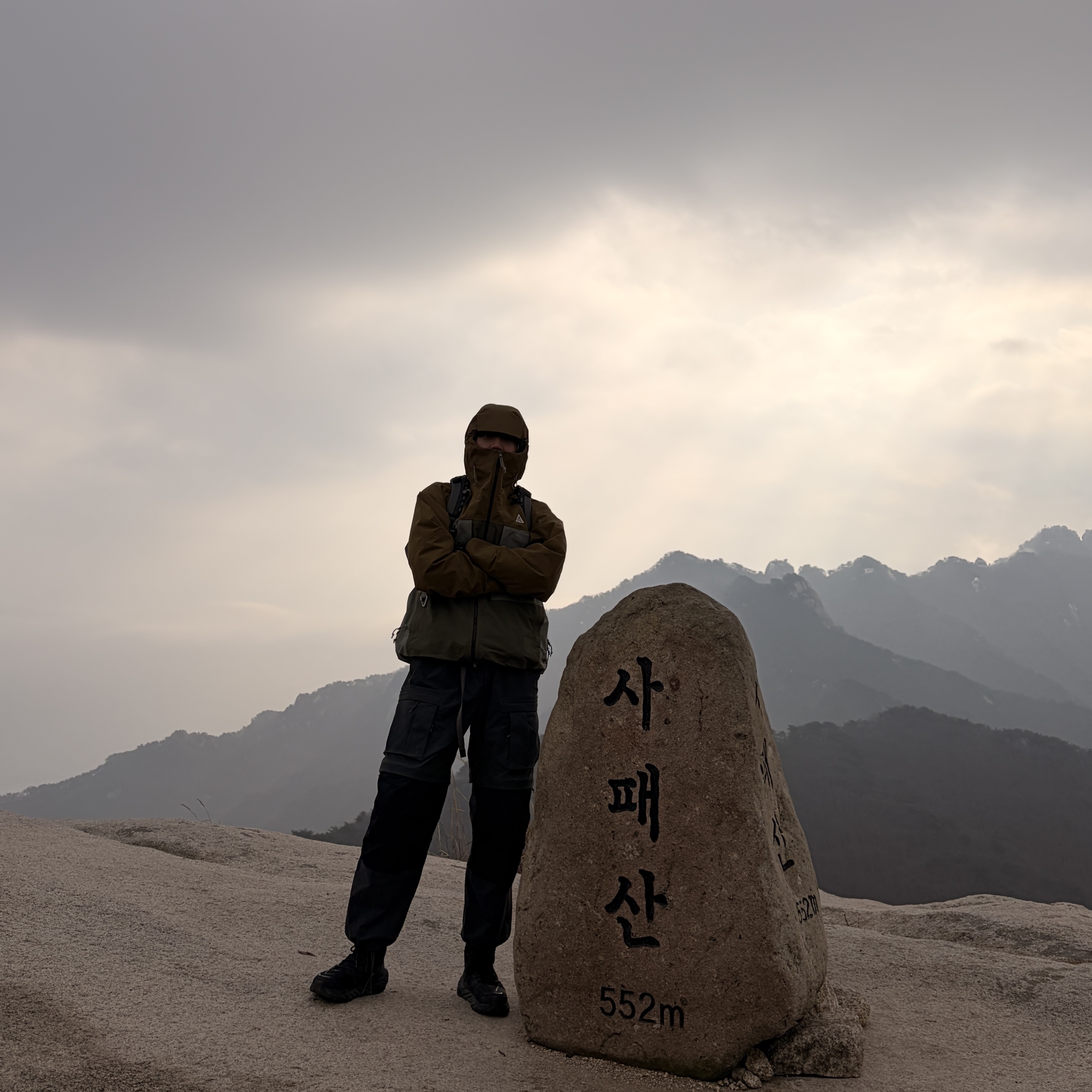 Hoka Anacapa 2 Mid GTX Black - Wide, Nike ACG Smith Summit Cargo Pants Dark Smoke Grey - US/EU 착용 스타일 - 2