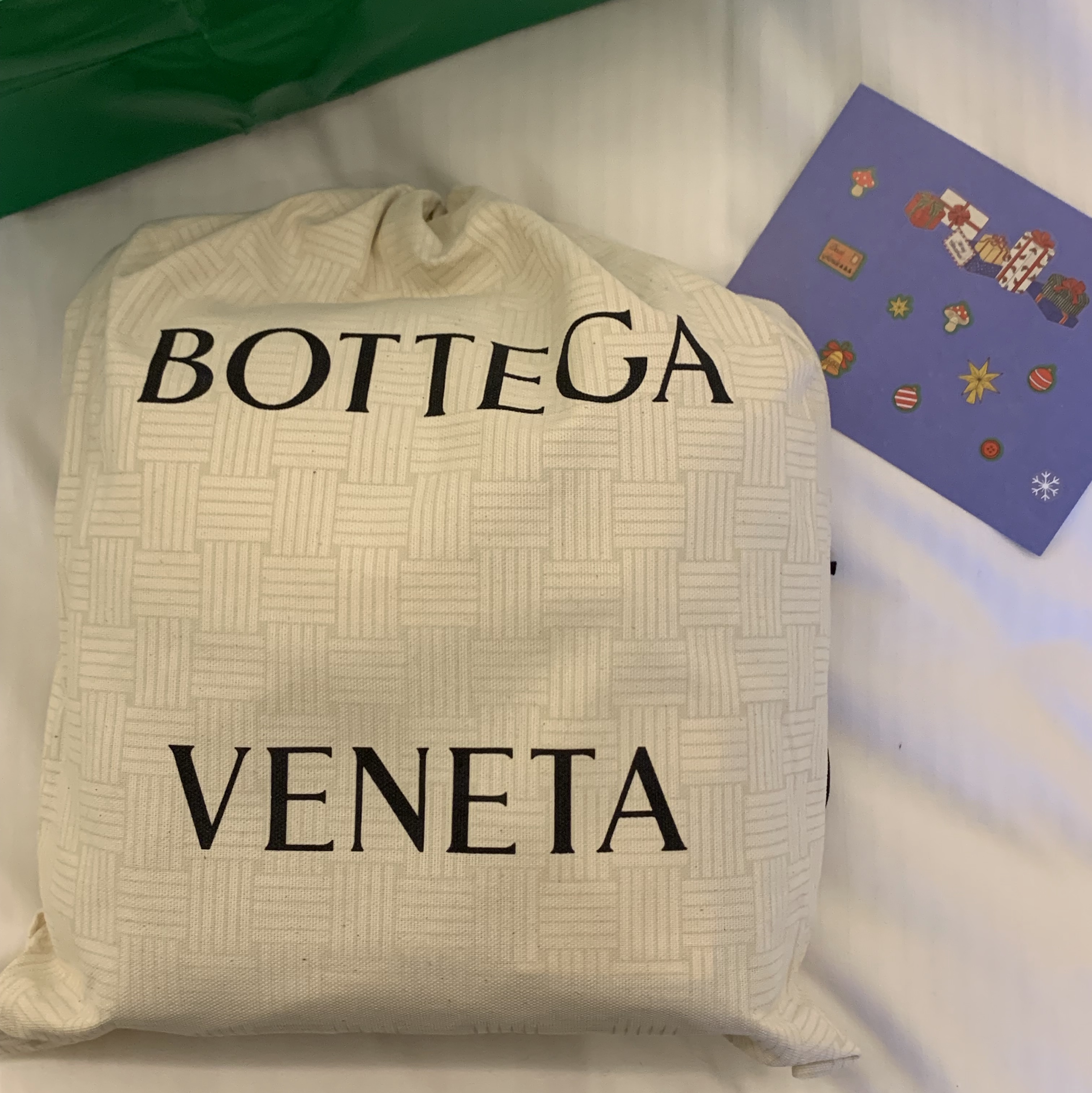 Bottega Veneta Mini Wallace Black 착용 스타일 - 1