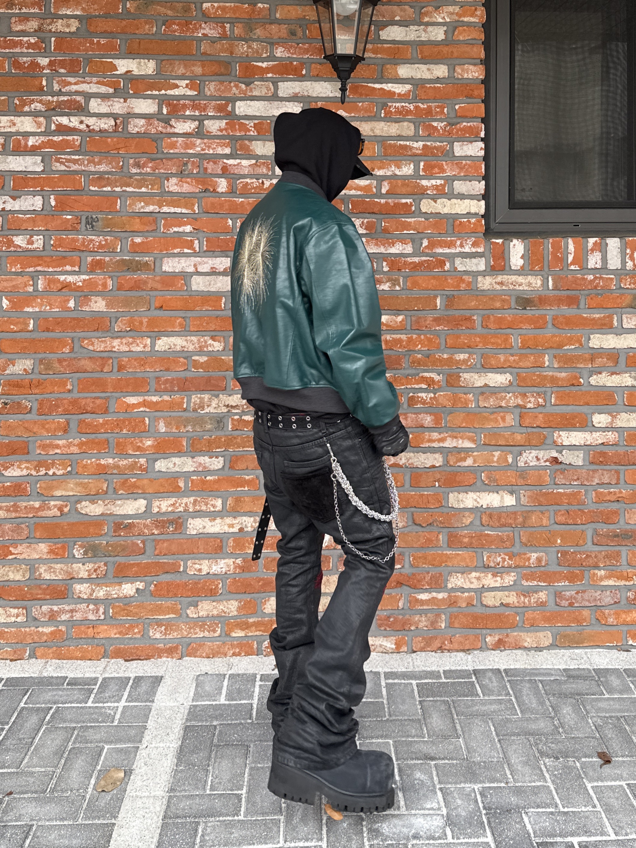 Balenciaga Stomper Bootie Black, Undermycar Hommage Embraced The Fireworks Goatskin Blouson Red - 24FW 착용 스타일 - 6