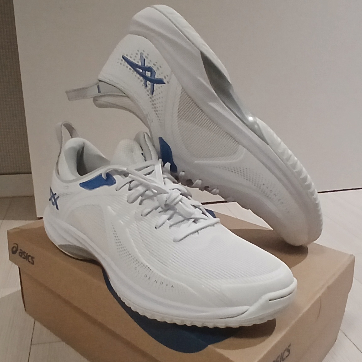 Asics Glide Nova FF 4 White Sapphire 착용 스타일