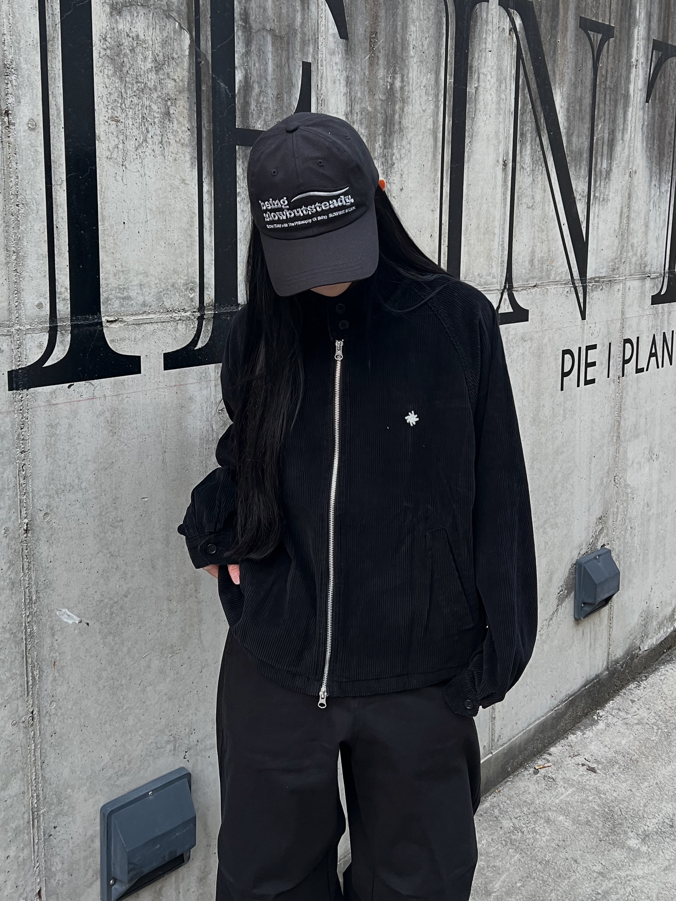SLOW RECORD HOUSE Vintage Corduroy Harrington Jacket Black 착용 스타일 - 1