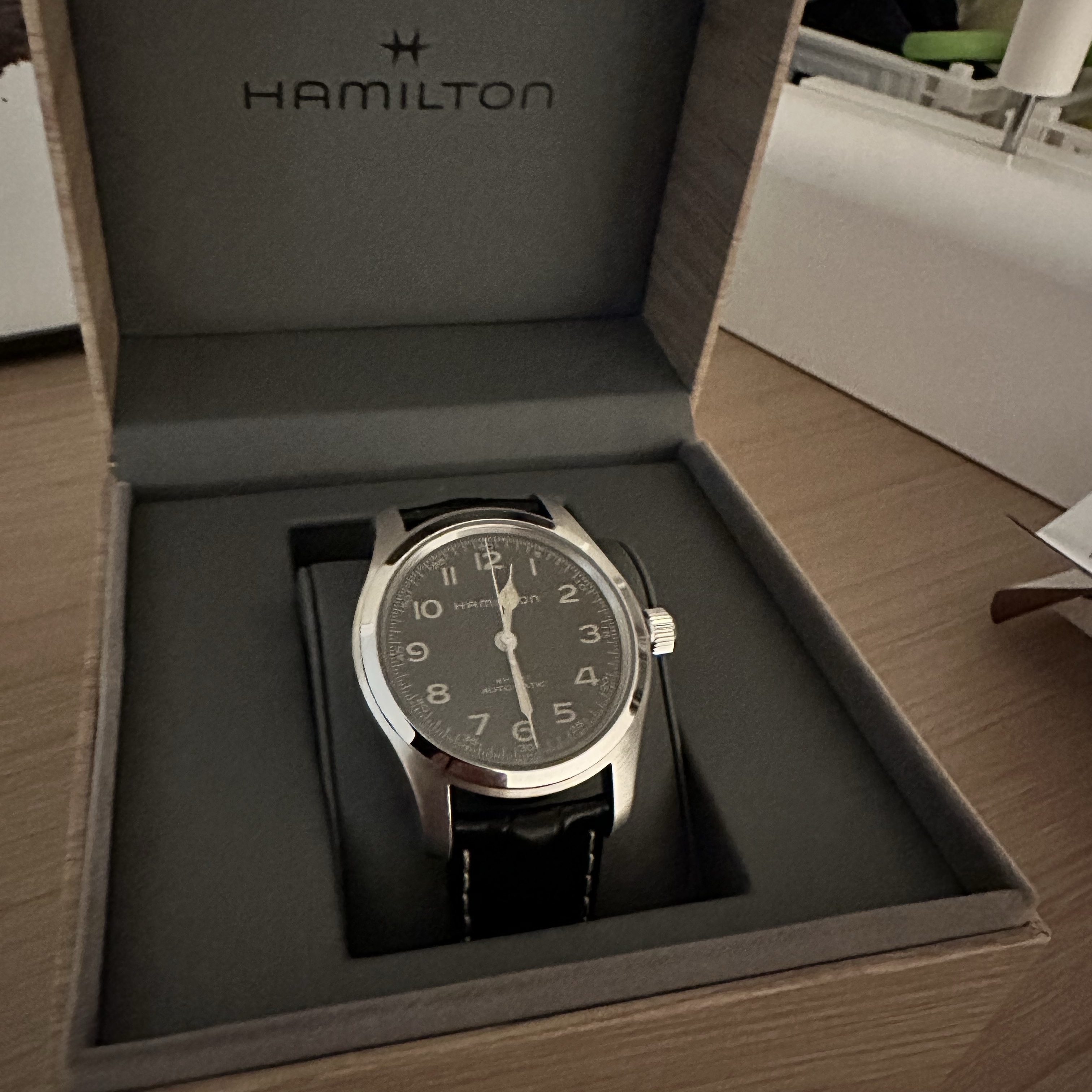 Hamilton Khaki Field Murph 42mm Automatic Stainless Steel Leather Black 착용 스타일