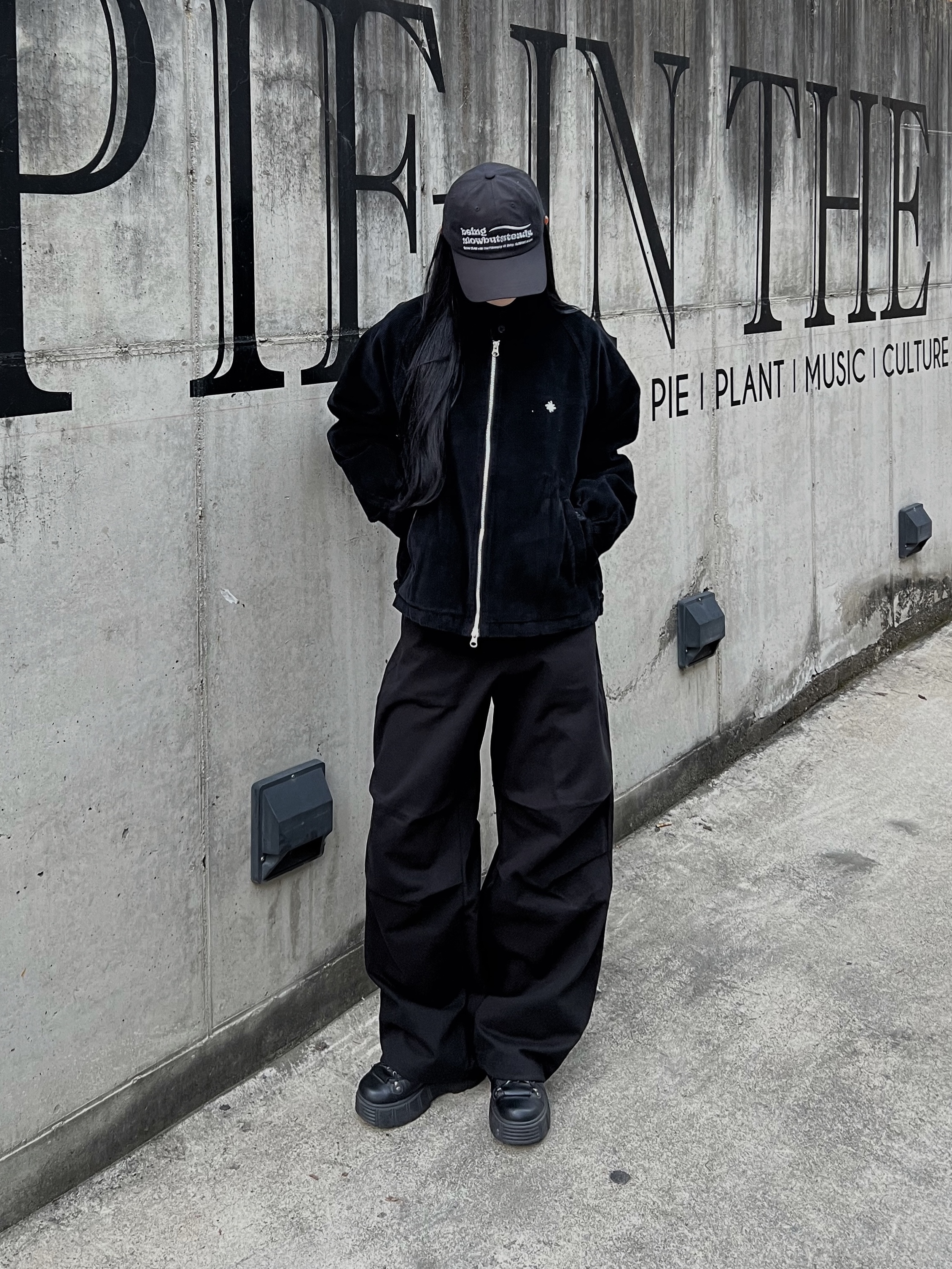 SLOW RECORD HOUSE Vintage Corduroy Harrington Jacket Black 착용 스타일 - 3