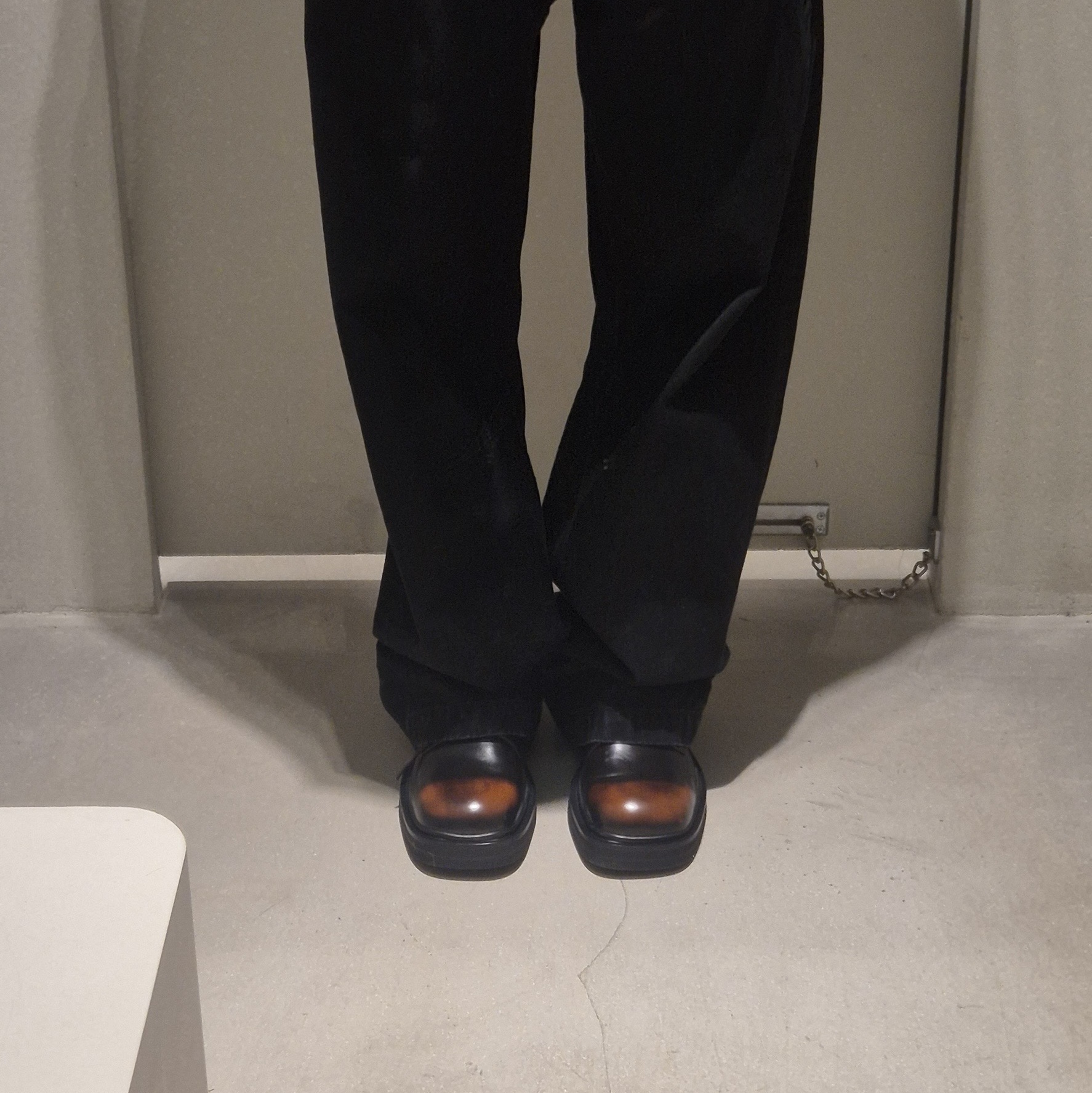 Eytys Savoy Leather Amber - 25FW 착용 스타일 - 1