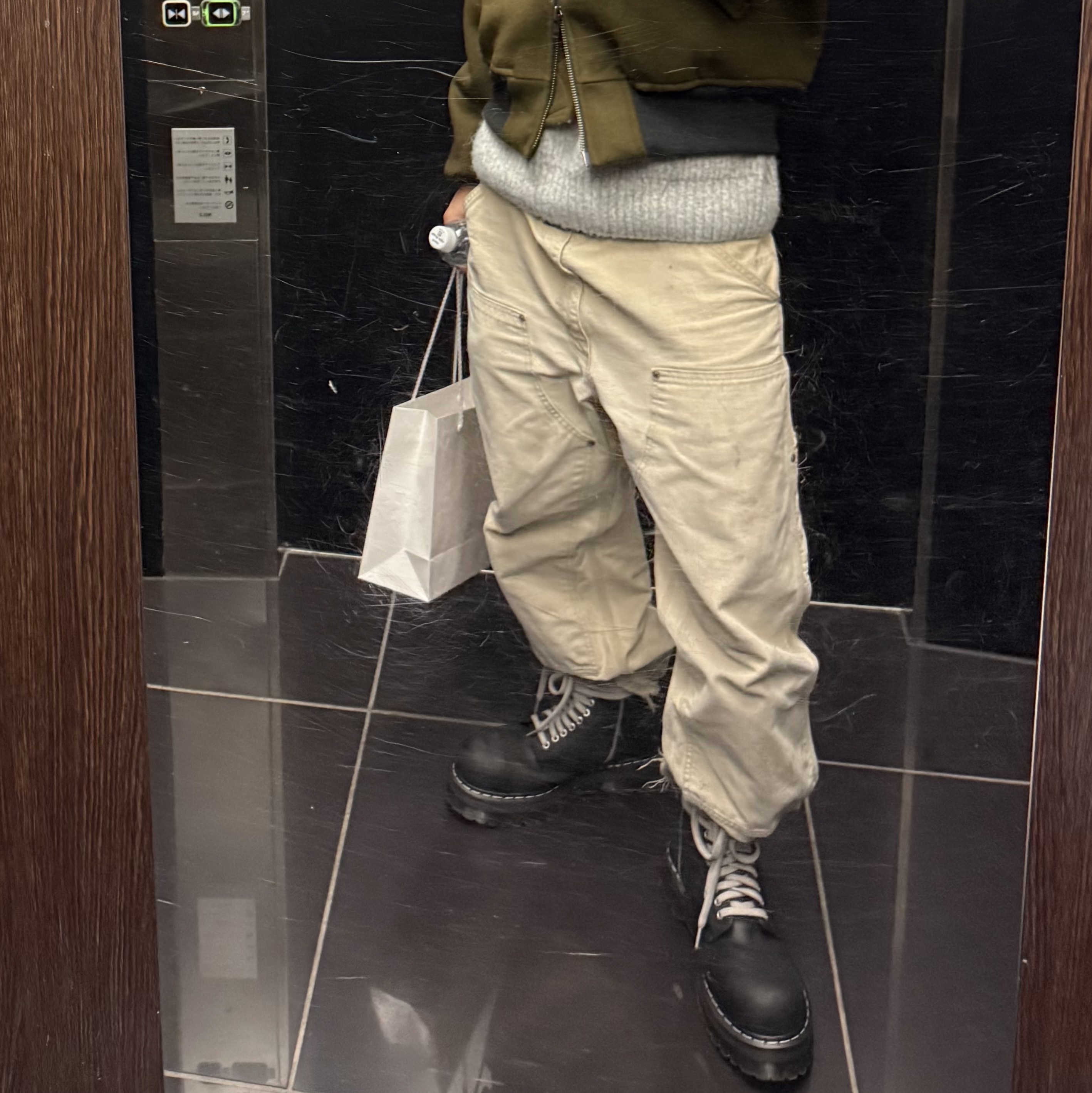 Dr. Martens x Rick Owens Quad Sole Steel Toe Boots Black 착용 스타일 - 3