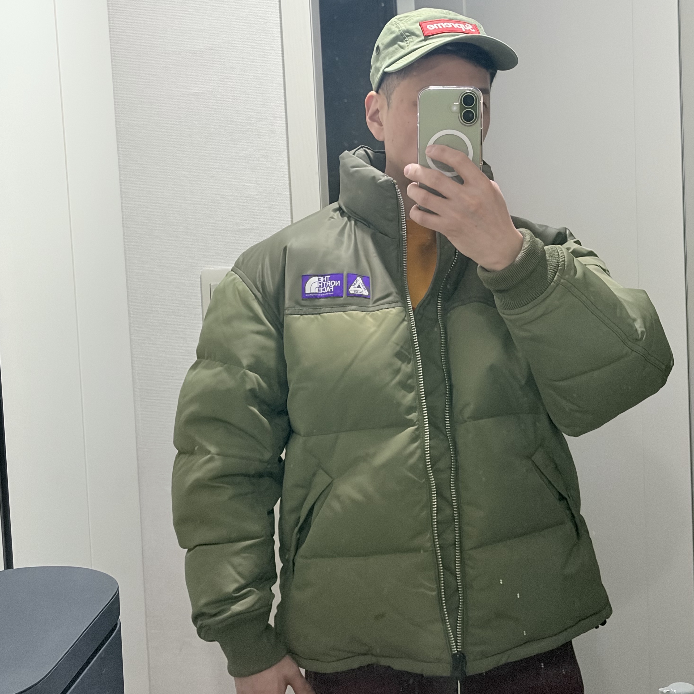 Palace x The North Face Purple Label Windstopper Field Down Jacket Sage Green - 25FW, Supreme Military Camp Cap Olive - 24SS 착용 스타일 - 1