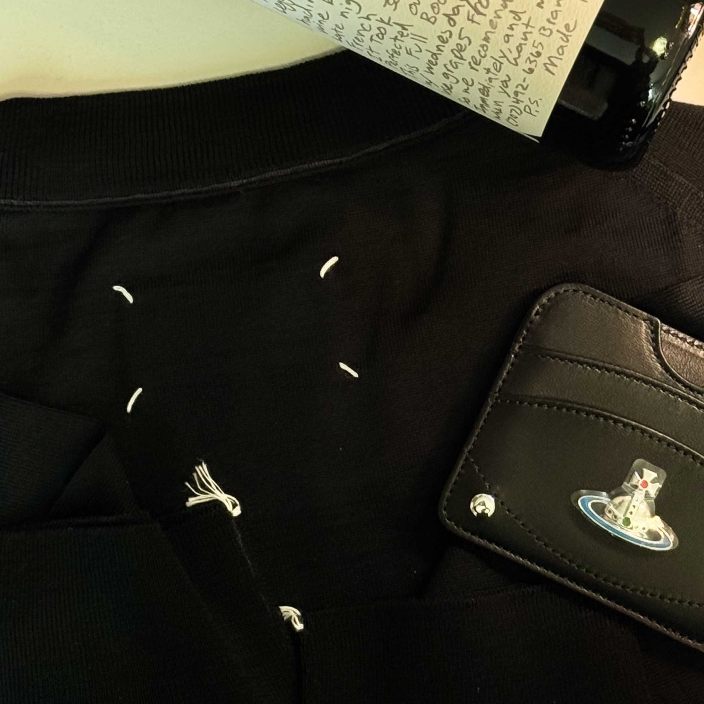 Maison Margiela Work In Progress Sweater Black, Maison Margiela Work In Progress Sweater Navy 착용 스타일 - 5